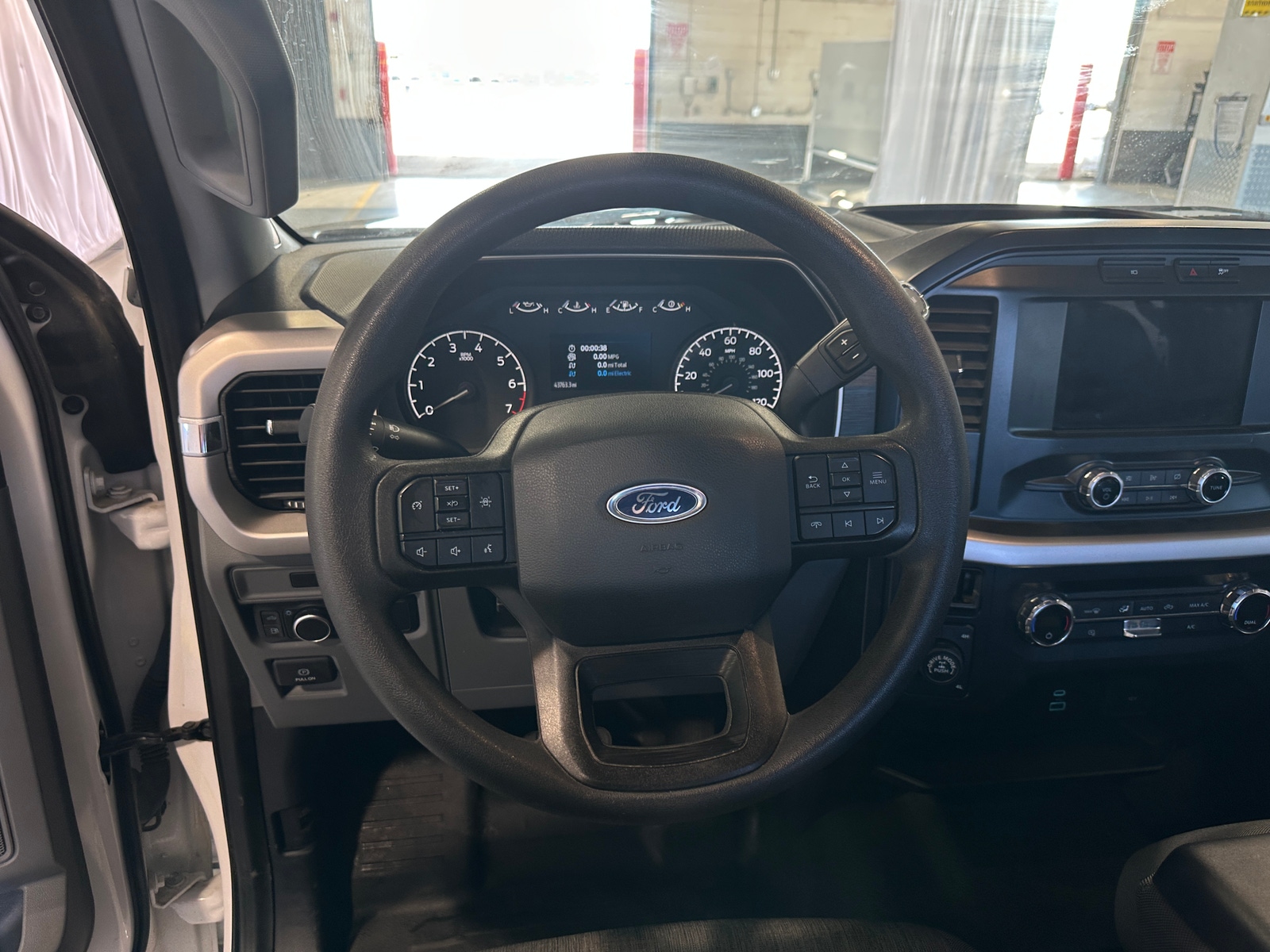 Thumbnail: 2021 Ford Econoline - 5