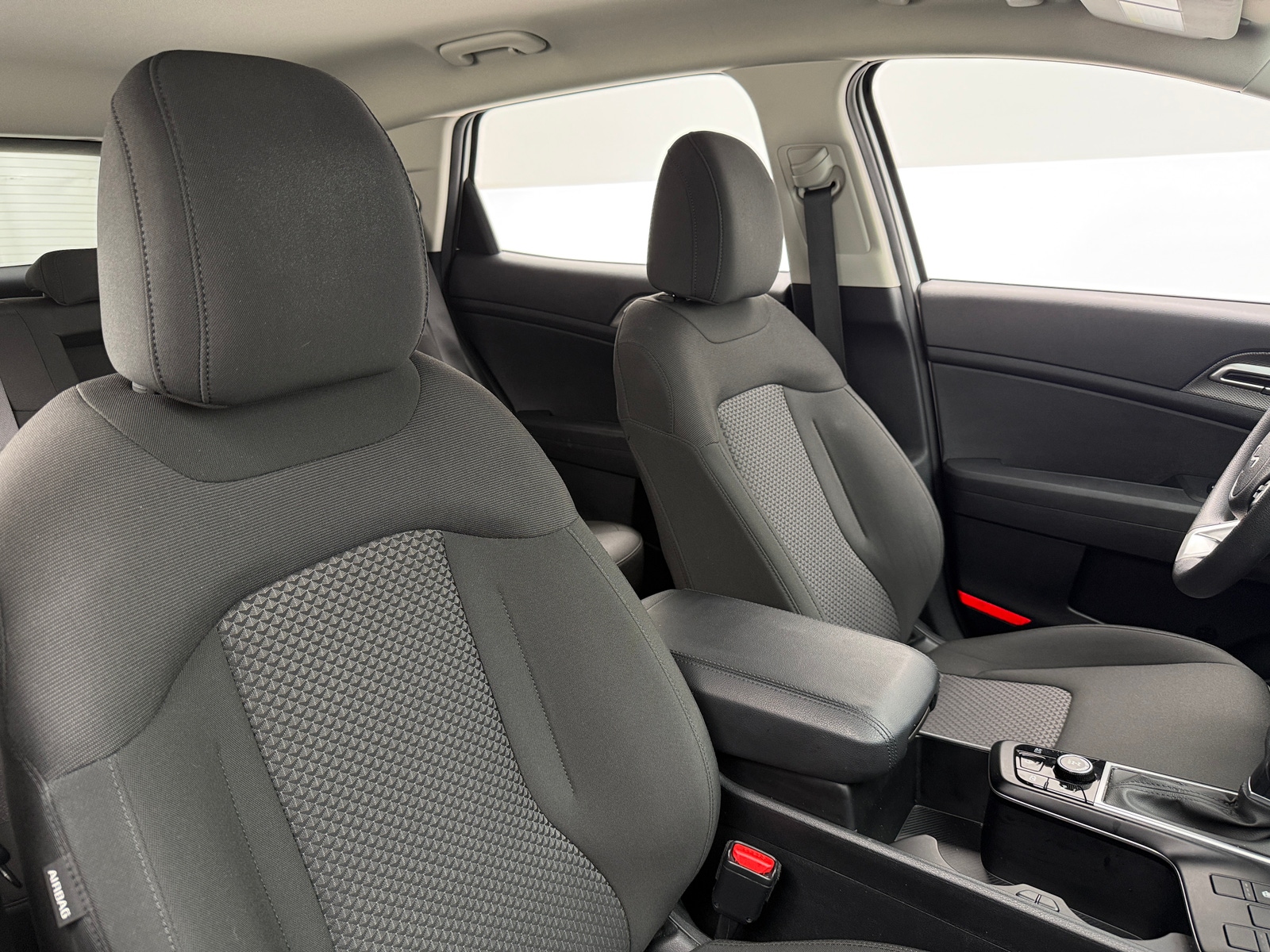 Thumbnail: 2025 Kia Sportage - 2