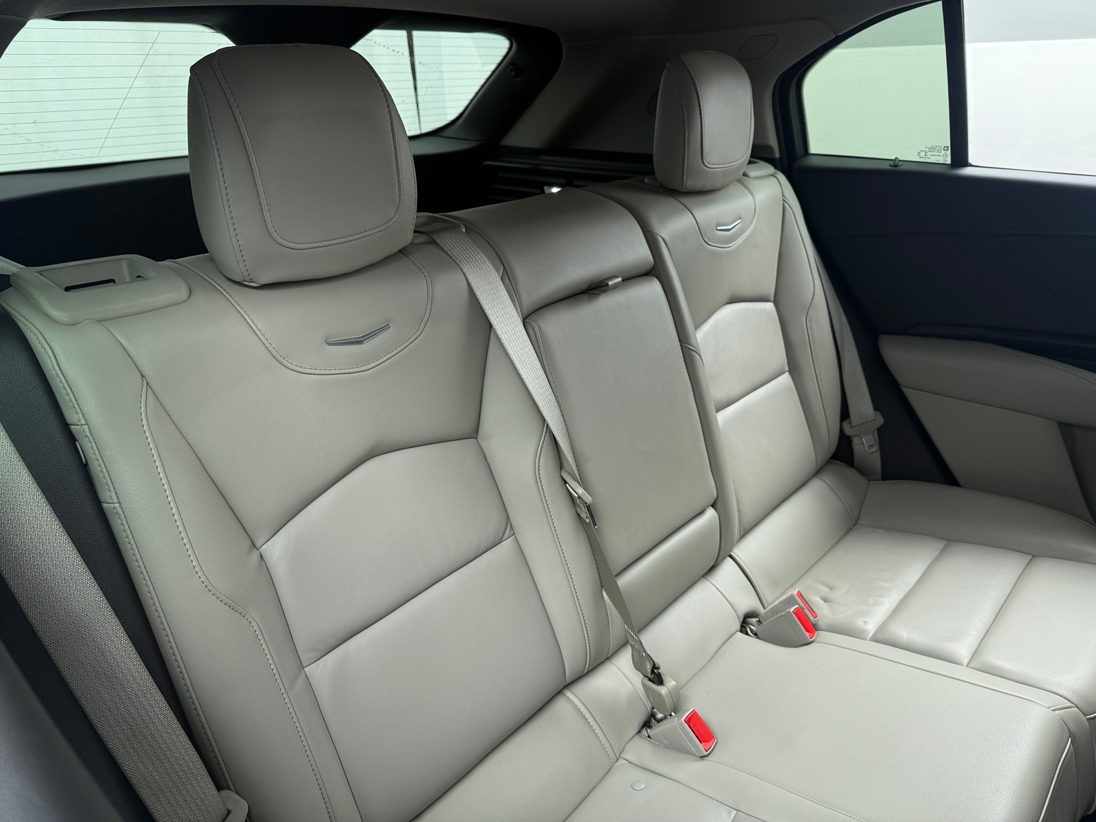 Thumbnail: 2022 Cadillac XT4 - 5