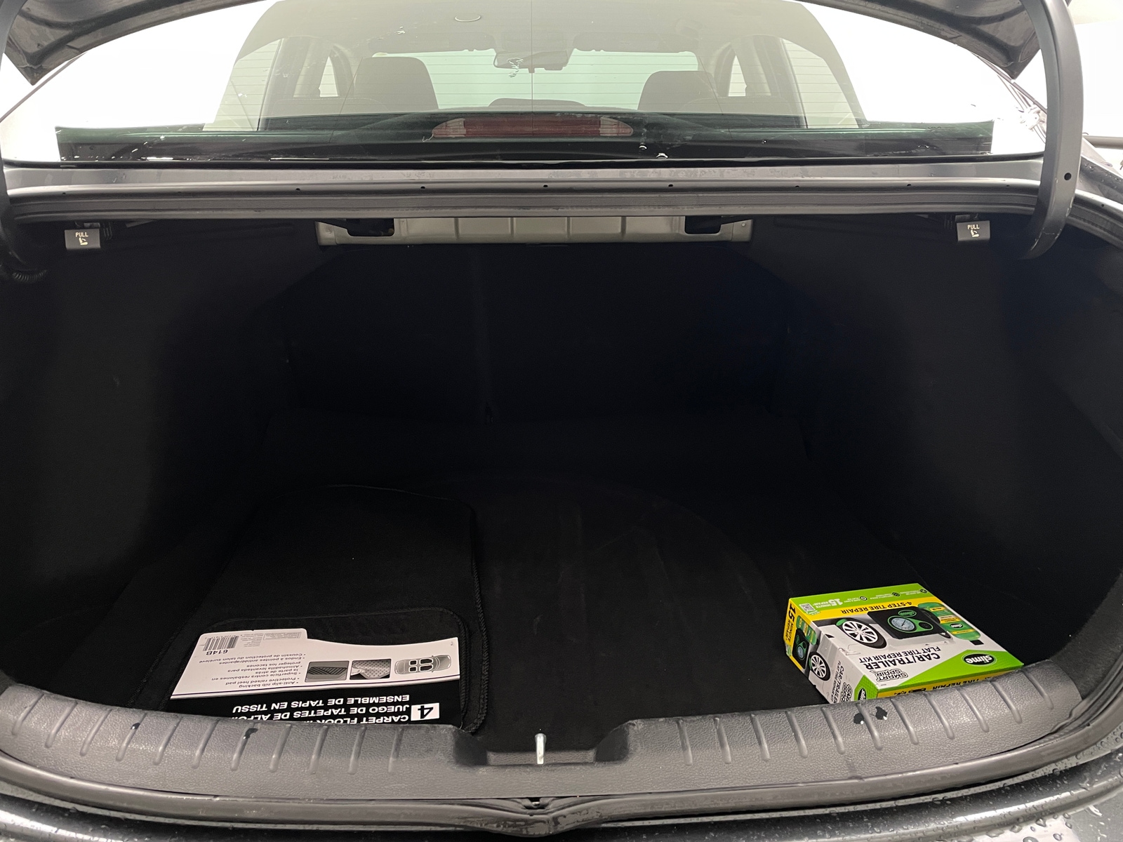 Thumbnail: 2024 Kia Forte - 7