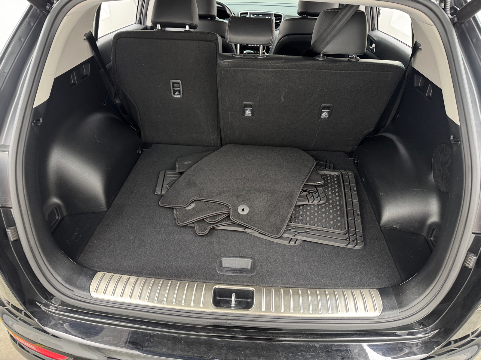 Thumbnail: 2019 Kia Sportage - 6