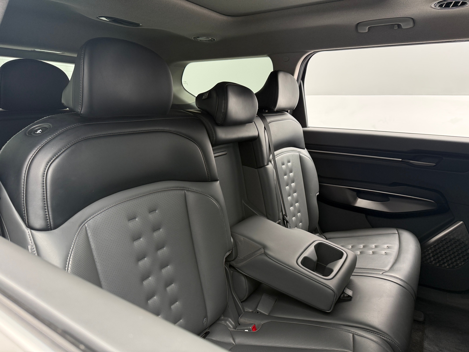 Thumbnail: 2024 Kia EV9 - 5