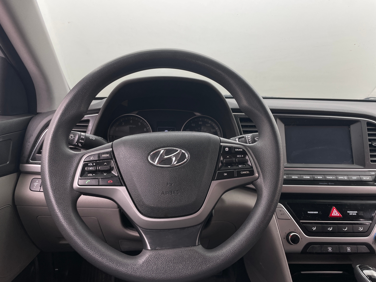 Thumbnail: 2018 Hyundai Elantra - 5