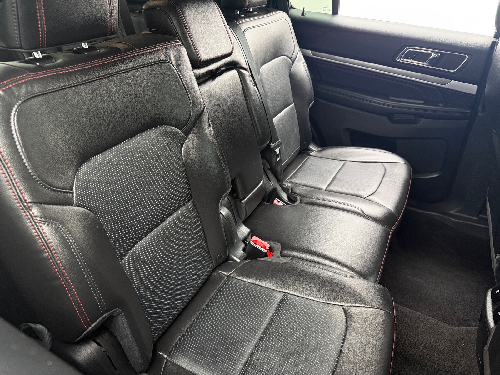 Thumbnail: 2018 Ford Explorer - 5