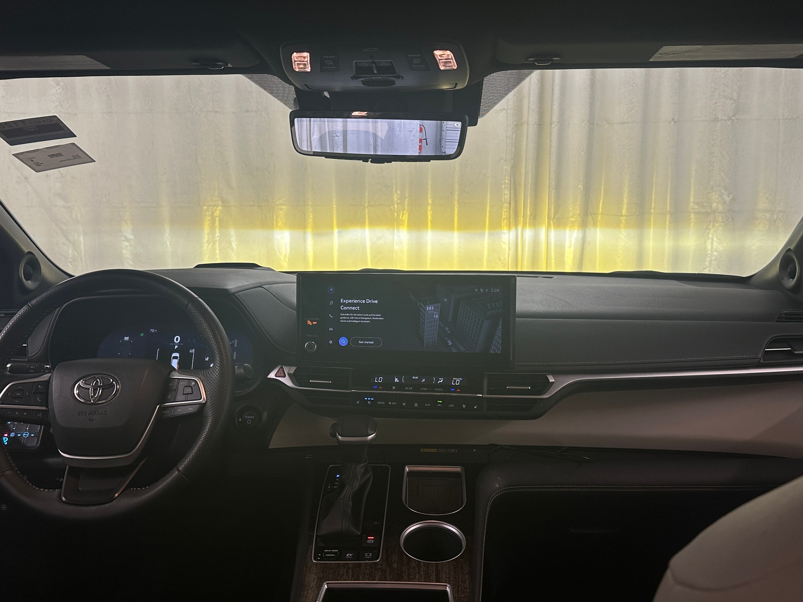 Thumbnail: 2025 Toyota Sienna - 2