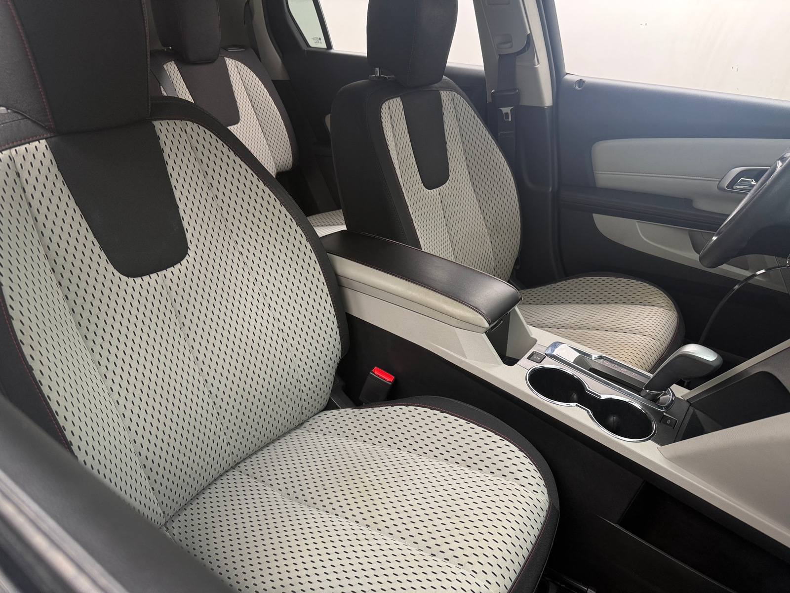 Thumbnail: 2015 GMC Terrain - 2