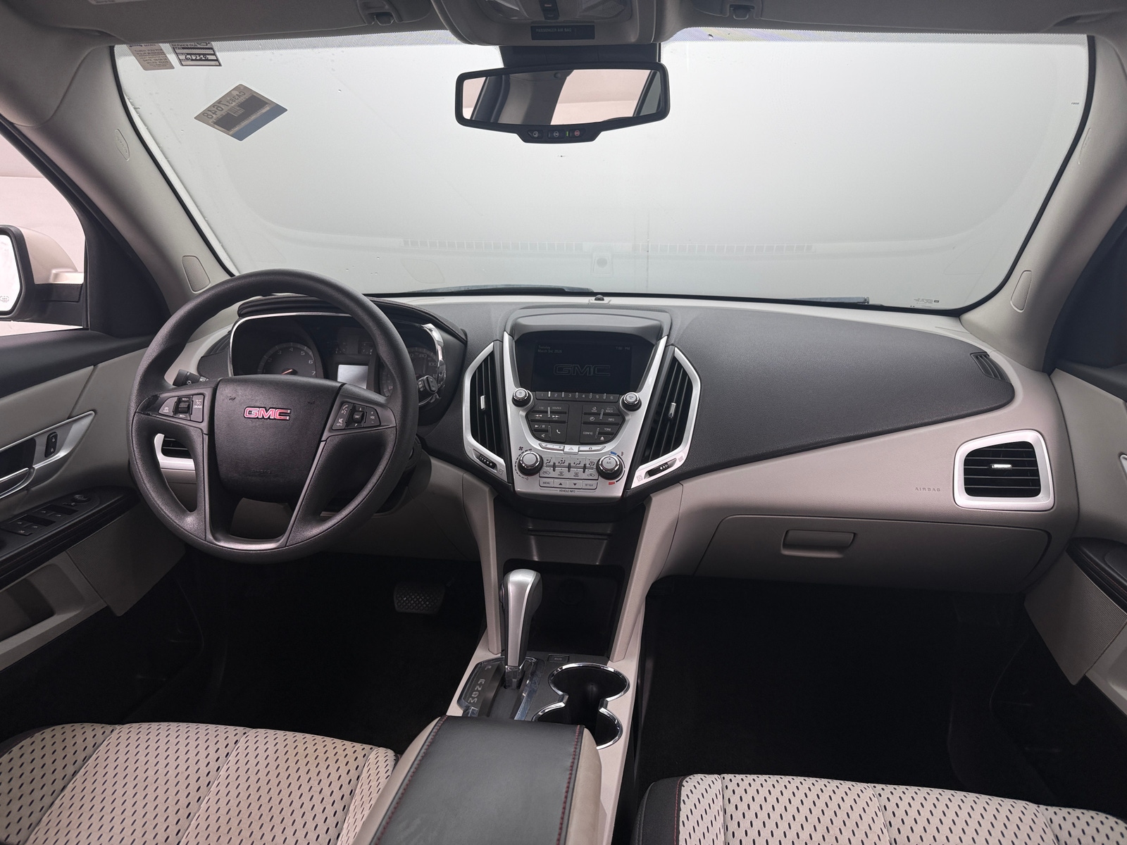 Thumbnail: 2015 GMC Terrain - 3