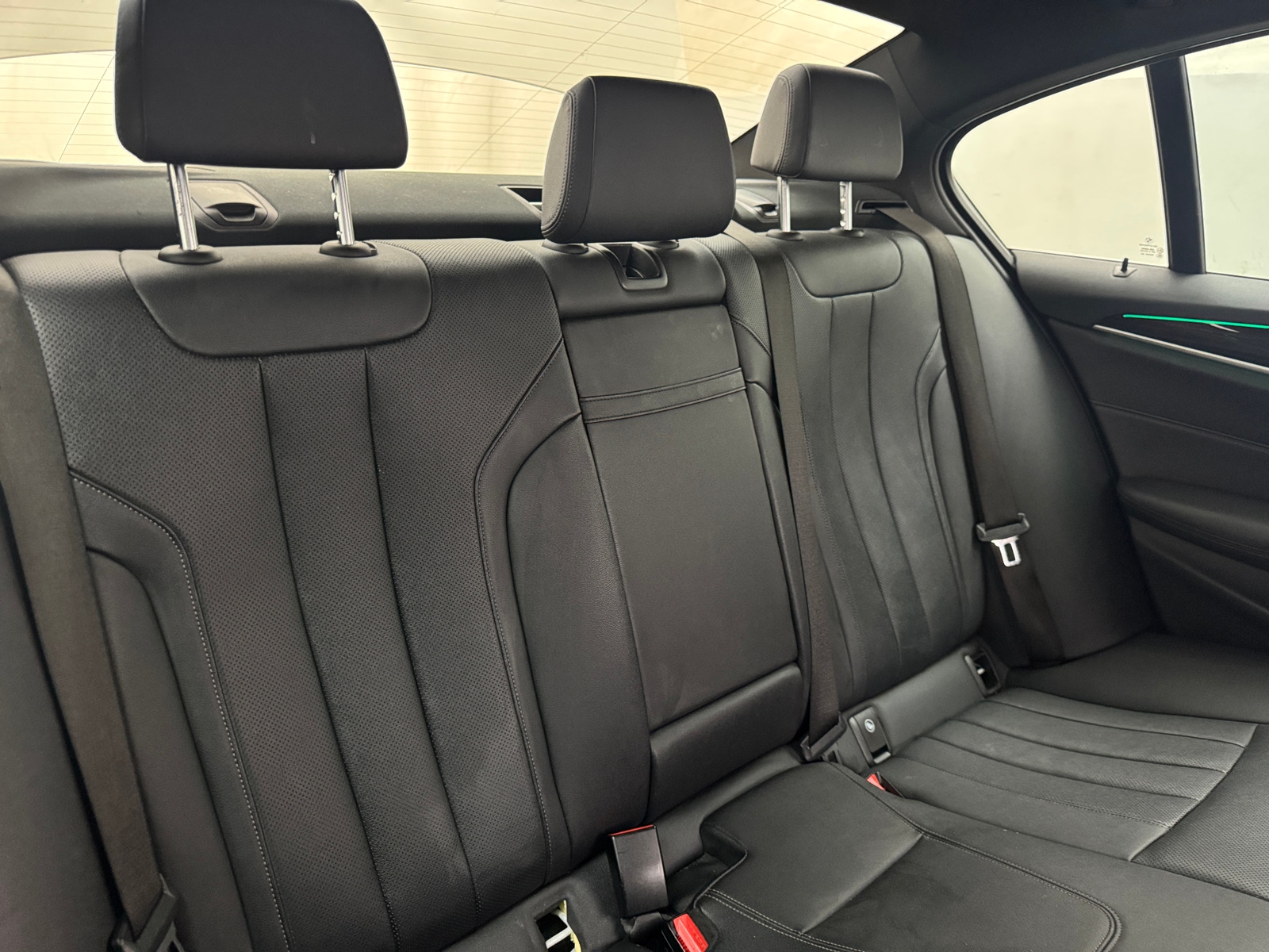 Thumbnail: 2021 BMW 5 Series - 5