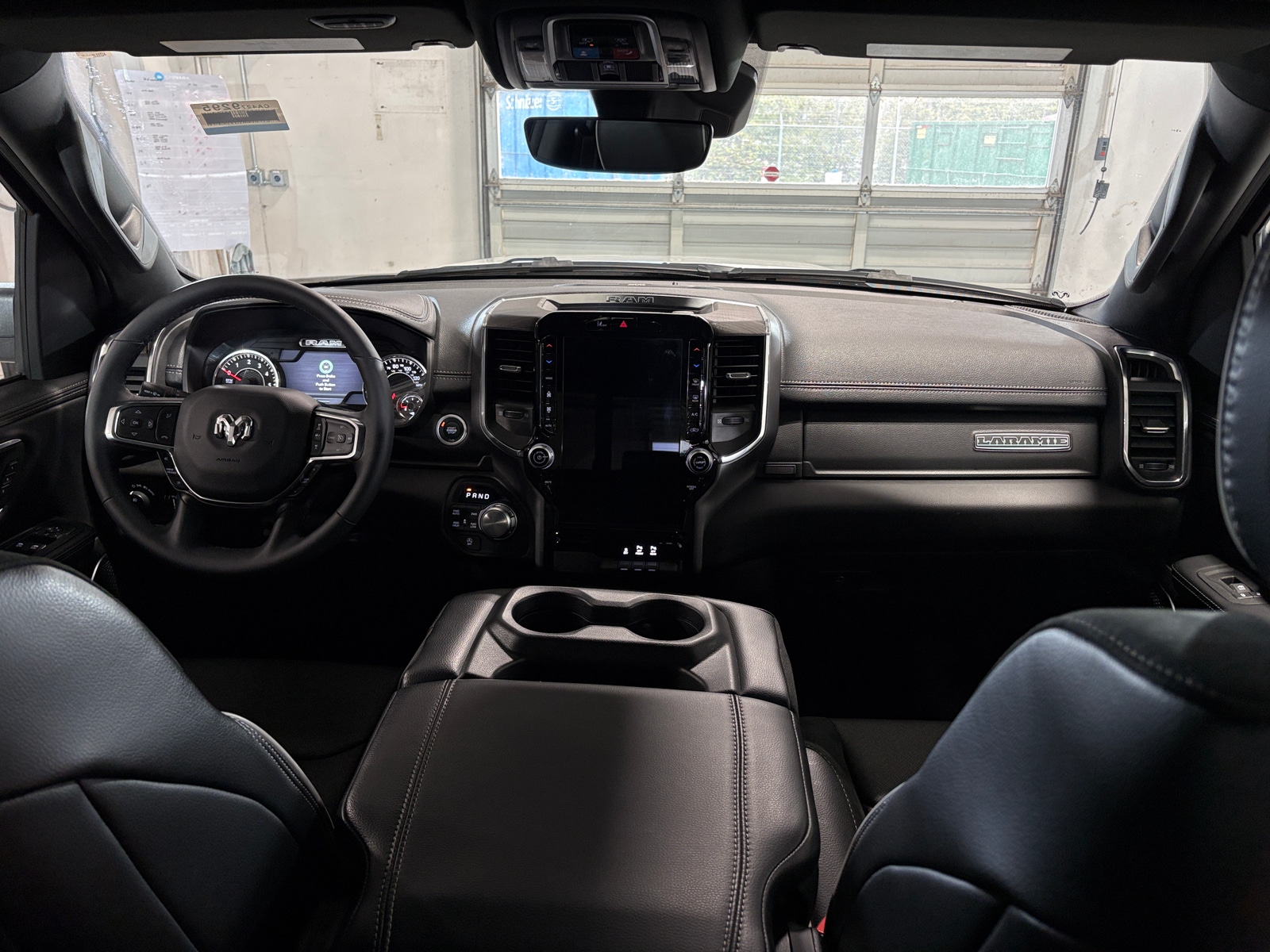 Thumbnail: 2025 RAM 1500 - 2