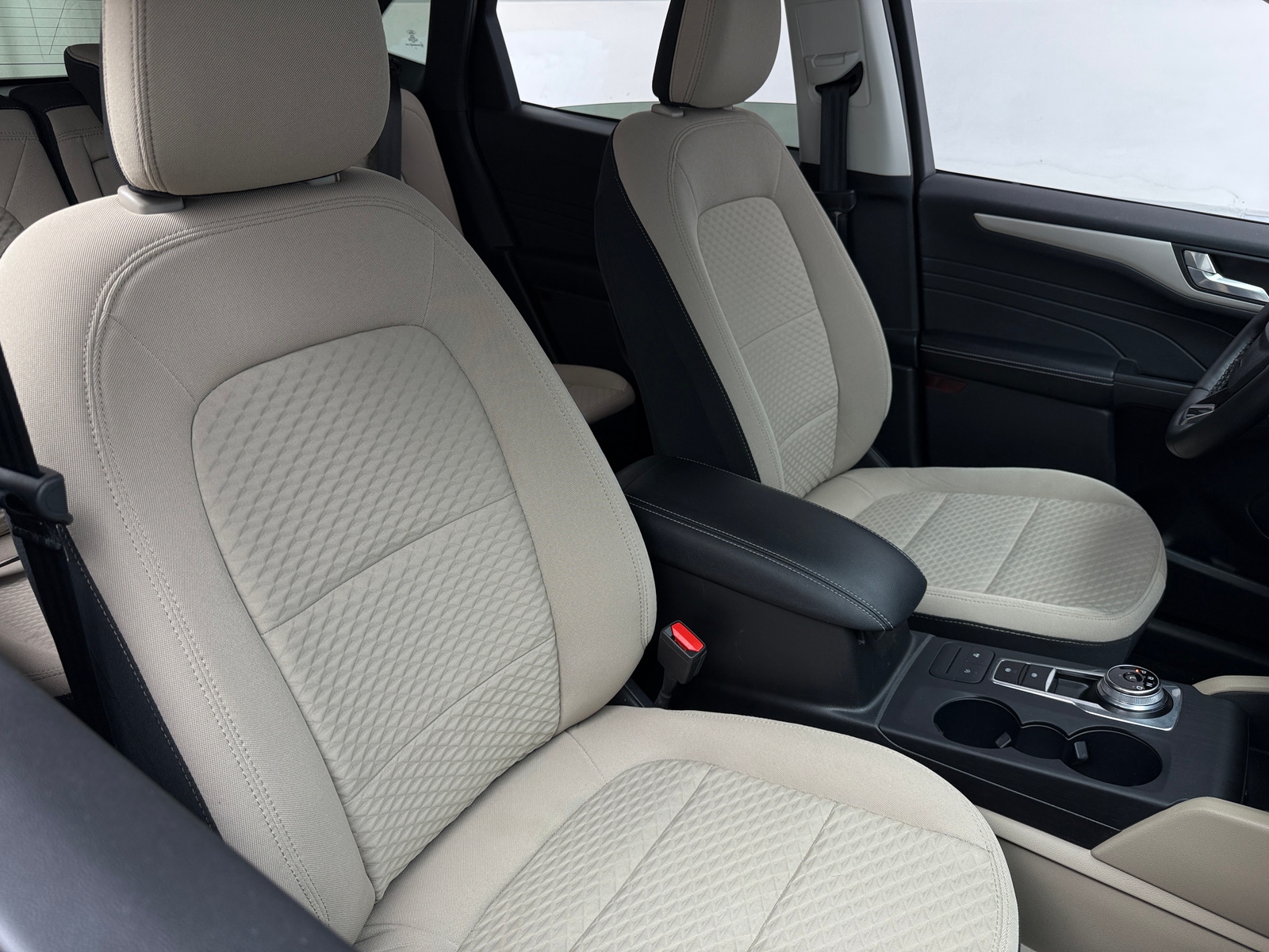 Thumbnail: 2021 Ford Escape - 2