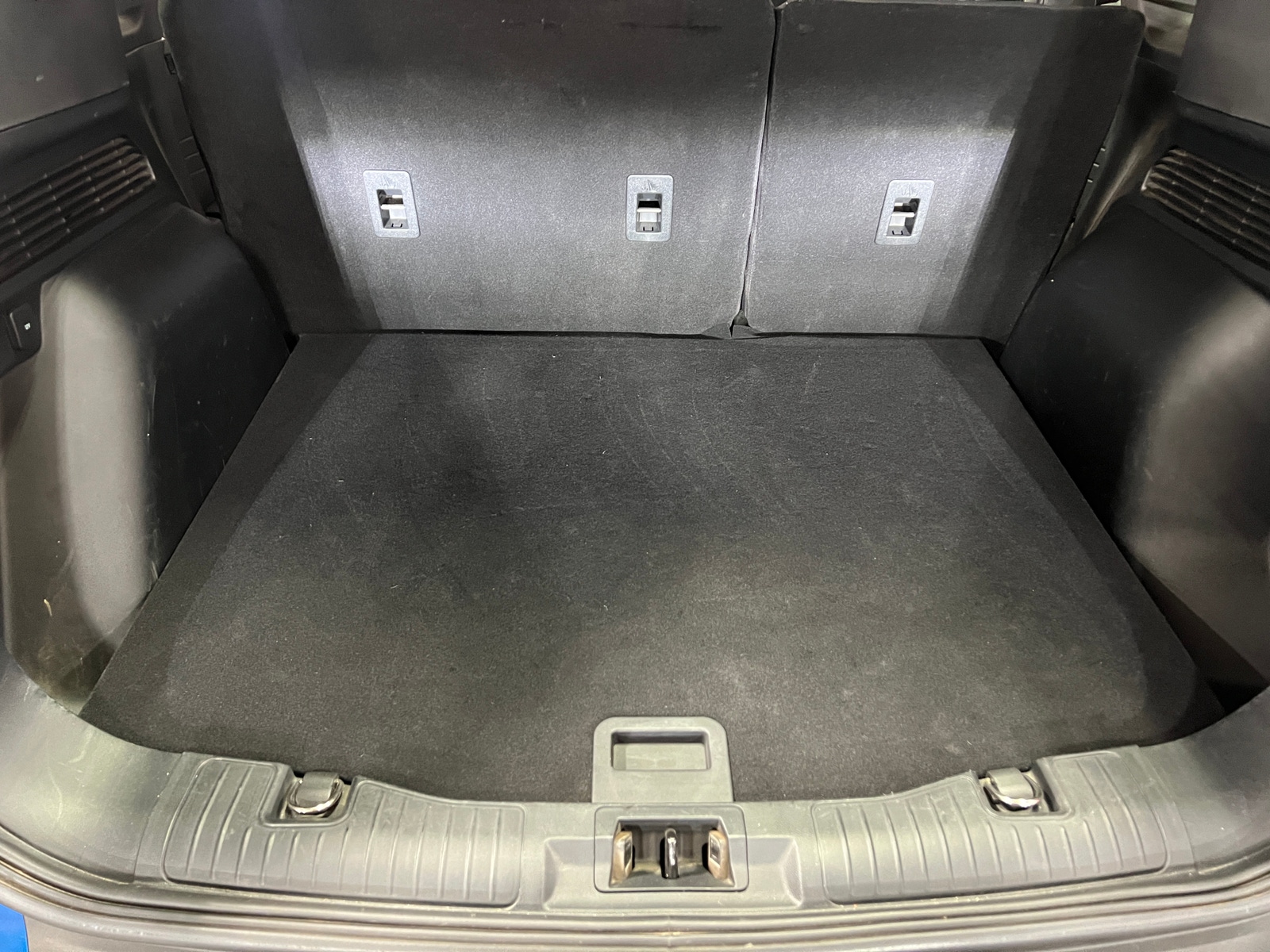 Thumbnail: 2021 Ford Escape - 7