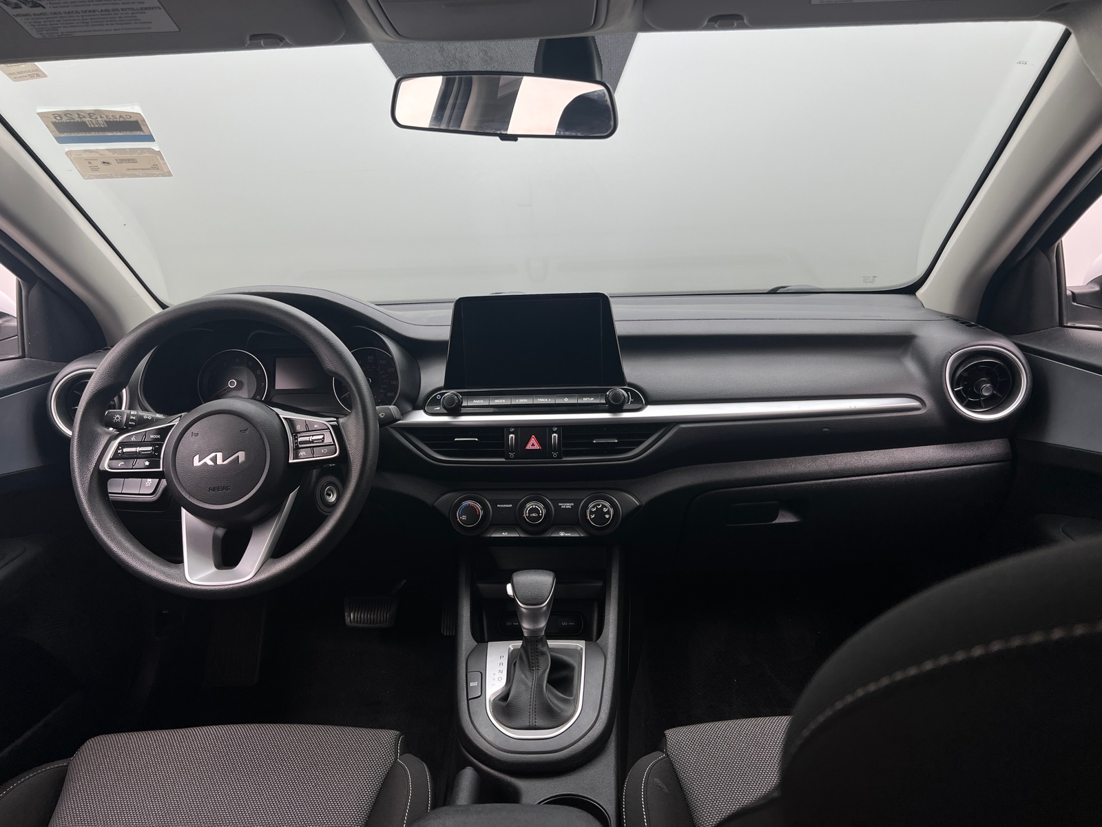 Thumbnail: 2023 Kia Forte - 3