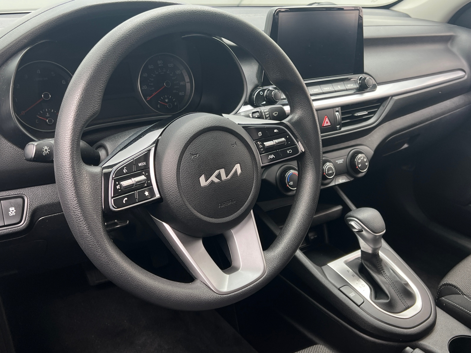 Thumbnail: 2023 Kia Forte - 5