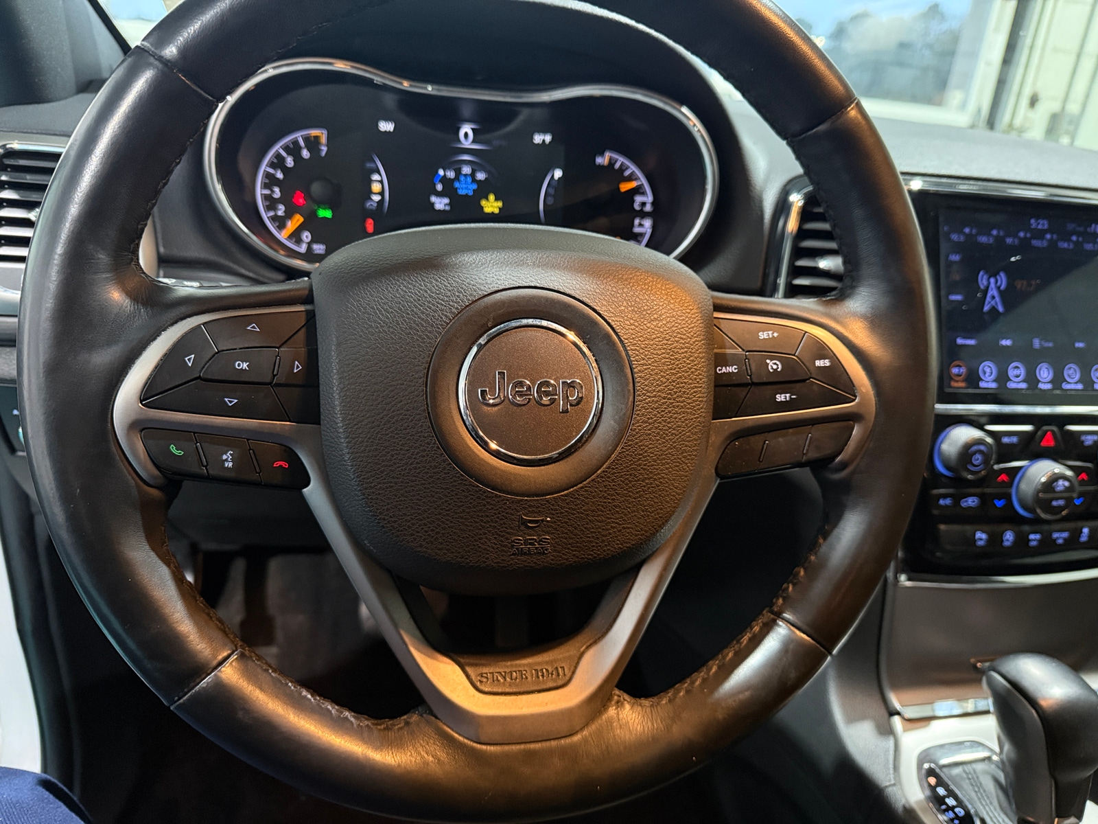 Thumbnail: 2019 Jeep Grand Cherokee - 5