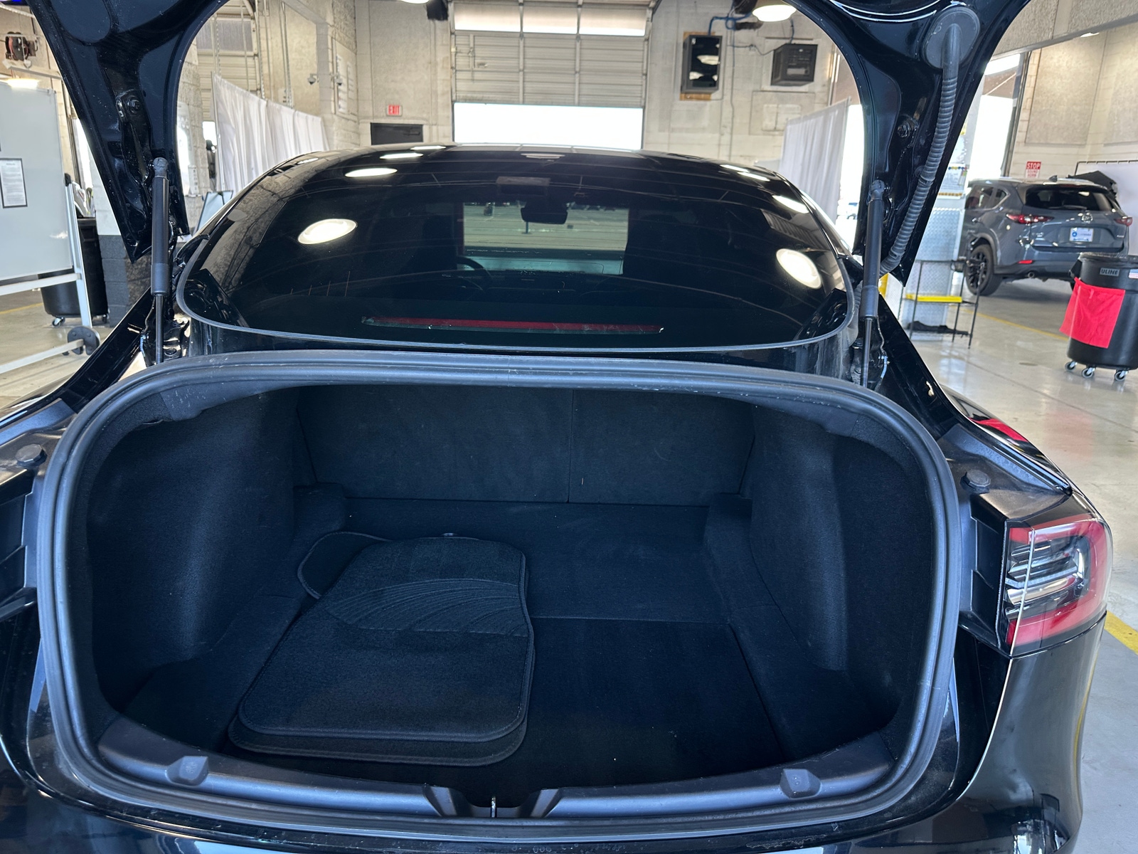 Thumbnail: 2019 Tesla Model 3 - 5