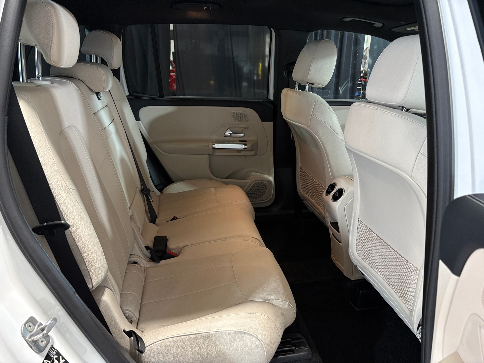 Thumbnail: 2025 Mercedes-Benz GLB - 5