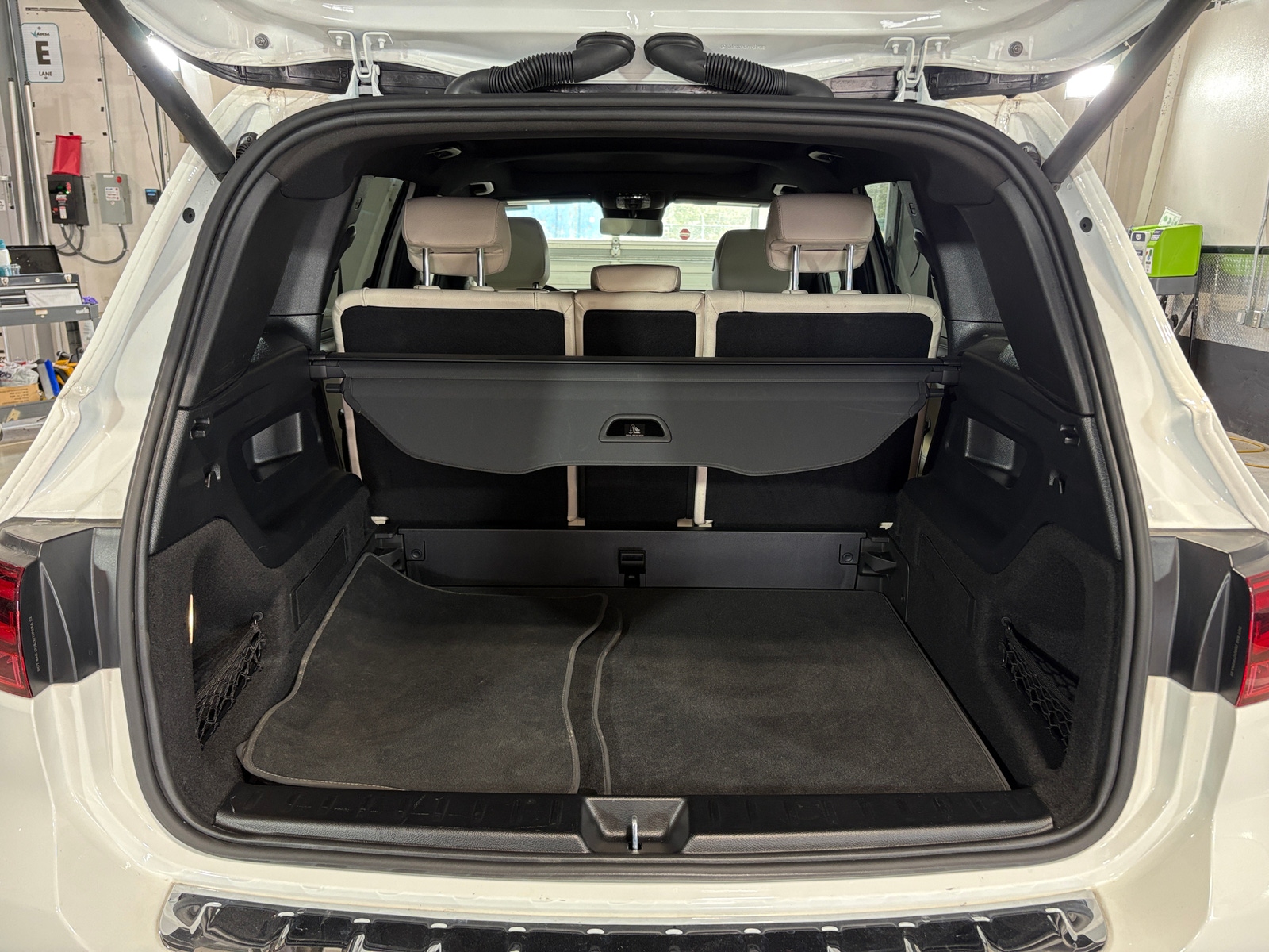 Thumbnail: 2025 Mercedes-Benz GLB - 6