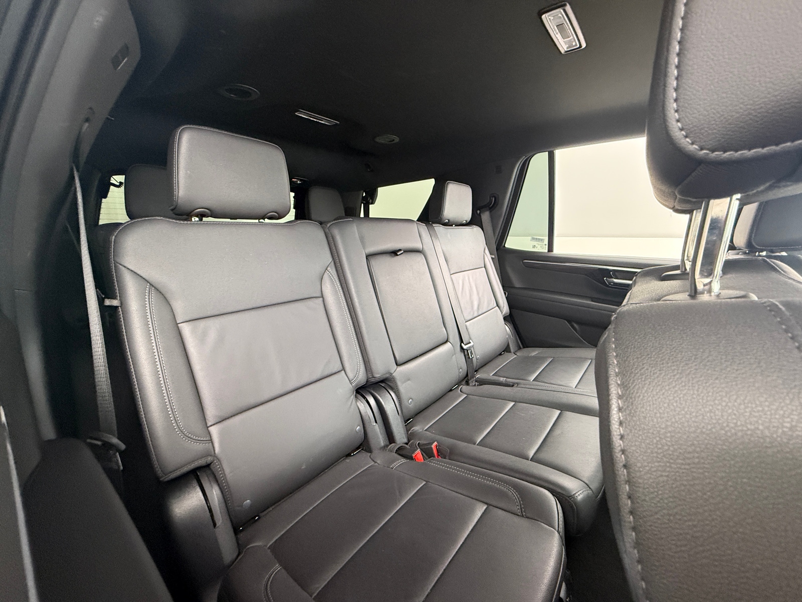 Thumbnail: 2025 Chevrolet Tahoe - 5