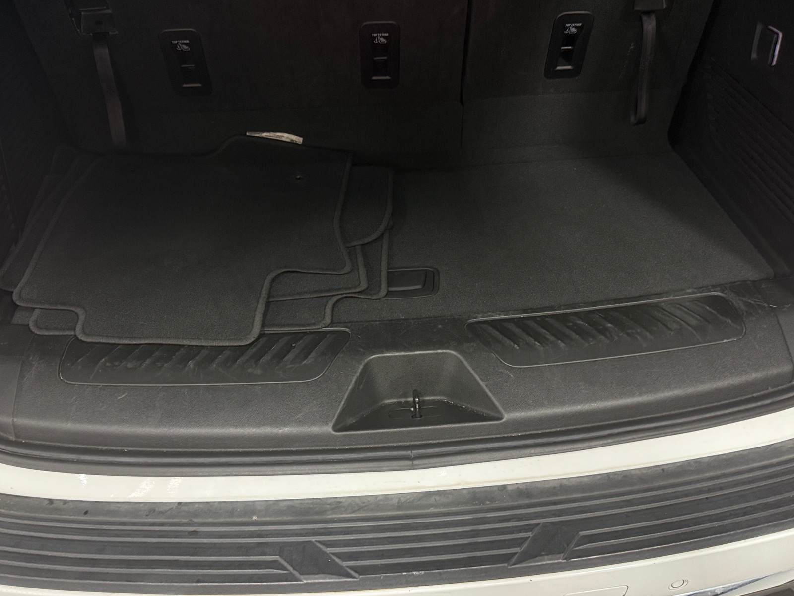 Thumbnail: 2025 Chevrolet Tahoe - 6