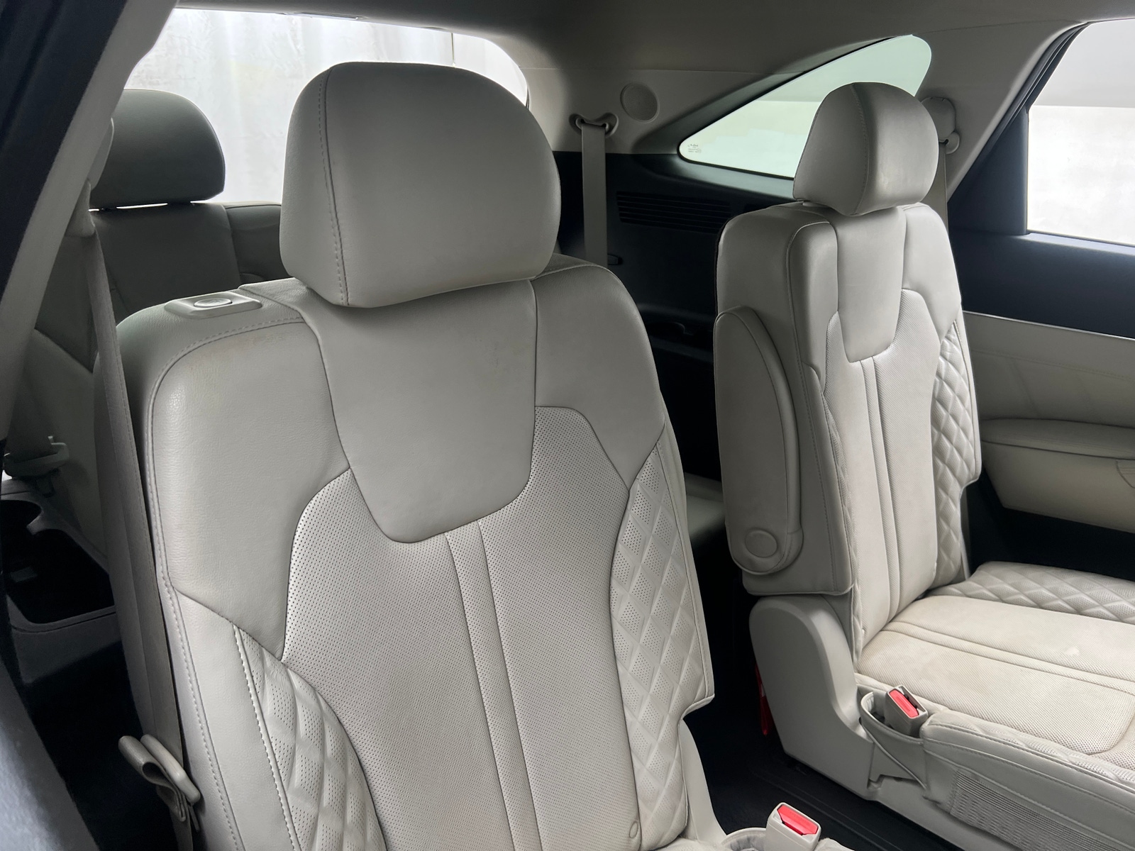 Thumbnail: 2022 Kia Sorento - 5