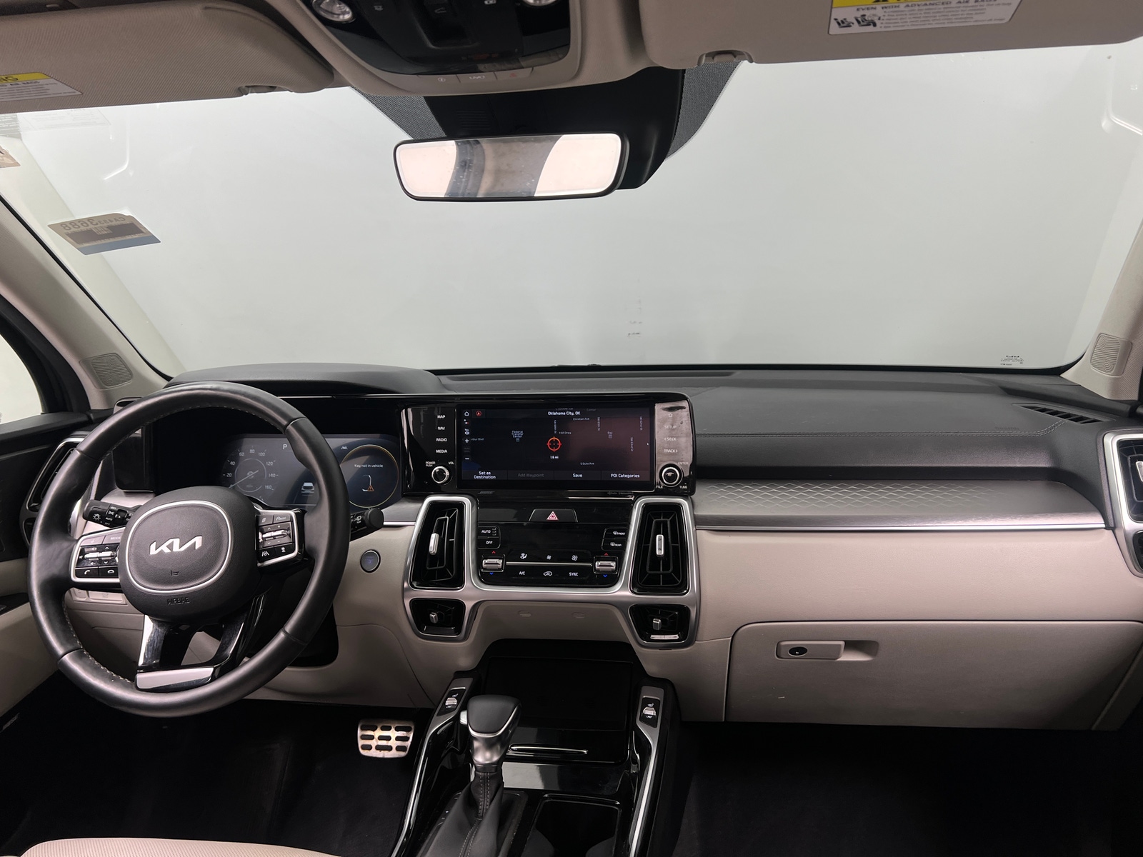 Thumbnail: 2022 Kia Sorento - 2