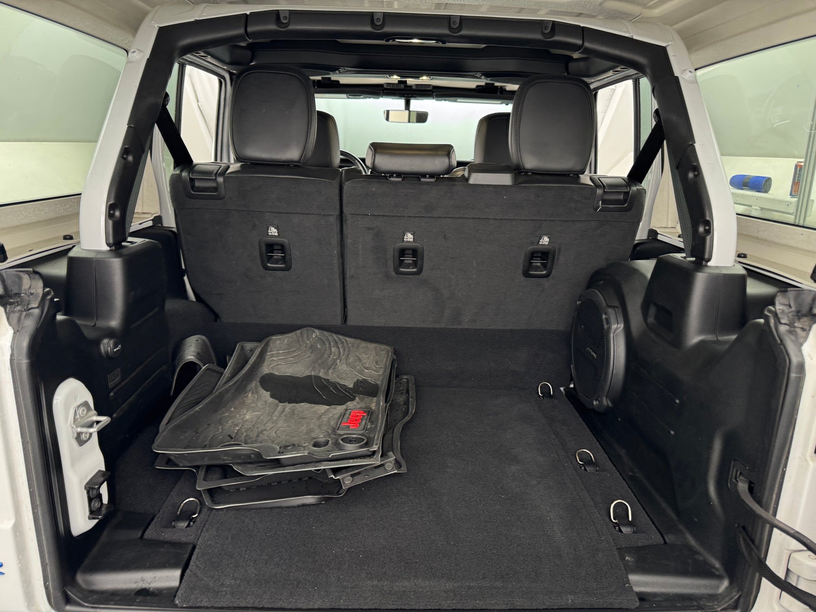 Thumbnail: 2022 Jeep Wrangler - 6