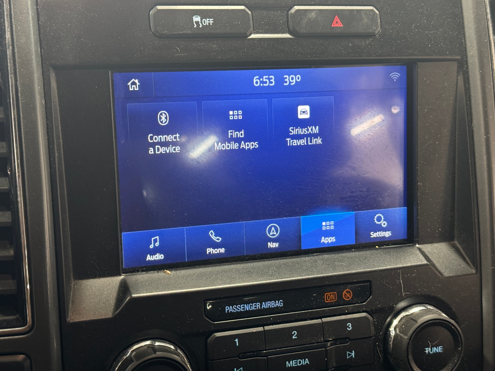 Thumbnail: 2022 Ford Econoline - 4