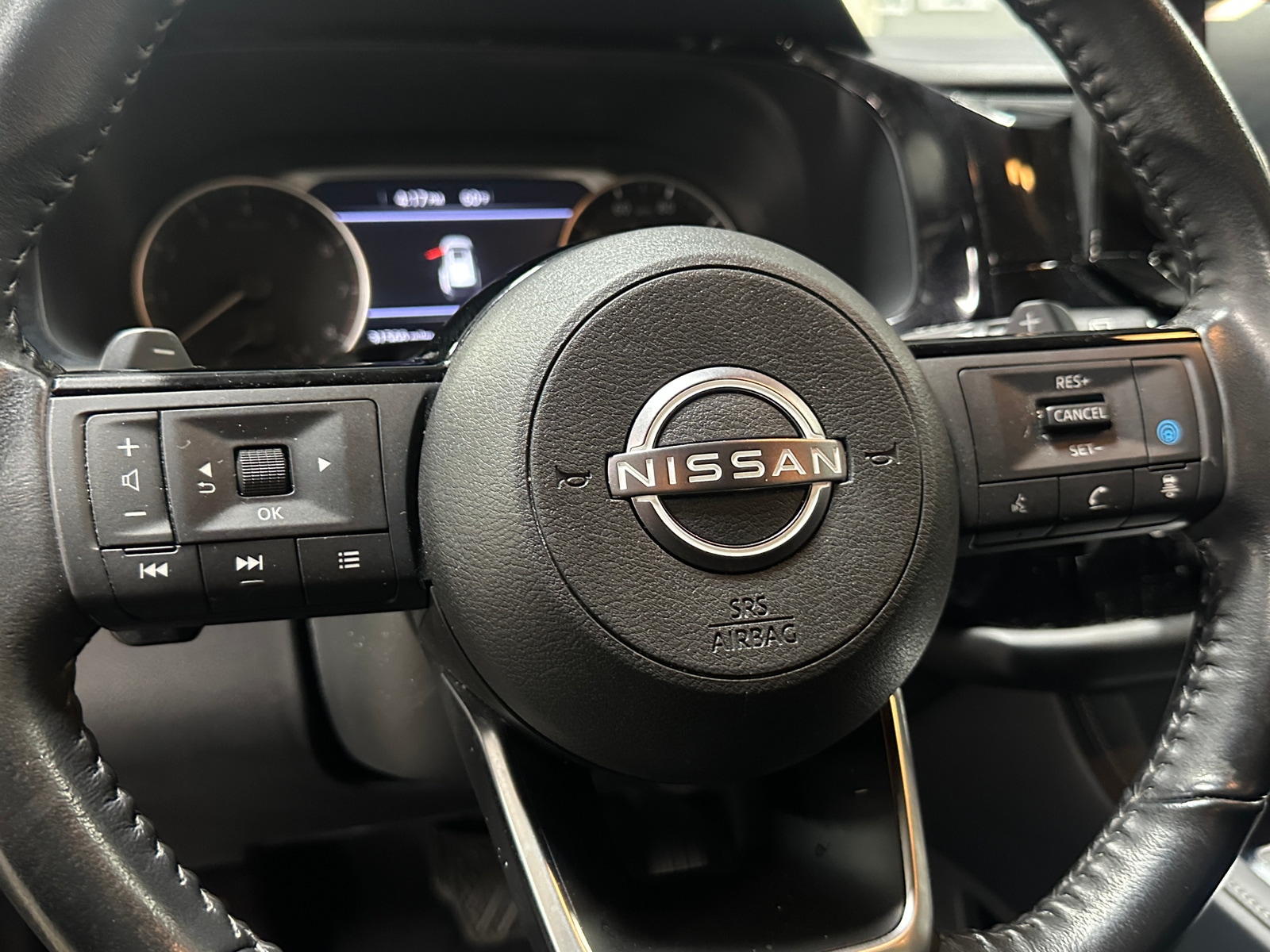 Thumbnail: 2023 Nissan Pathfinder - 5