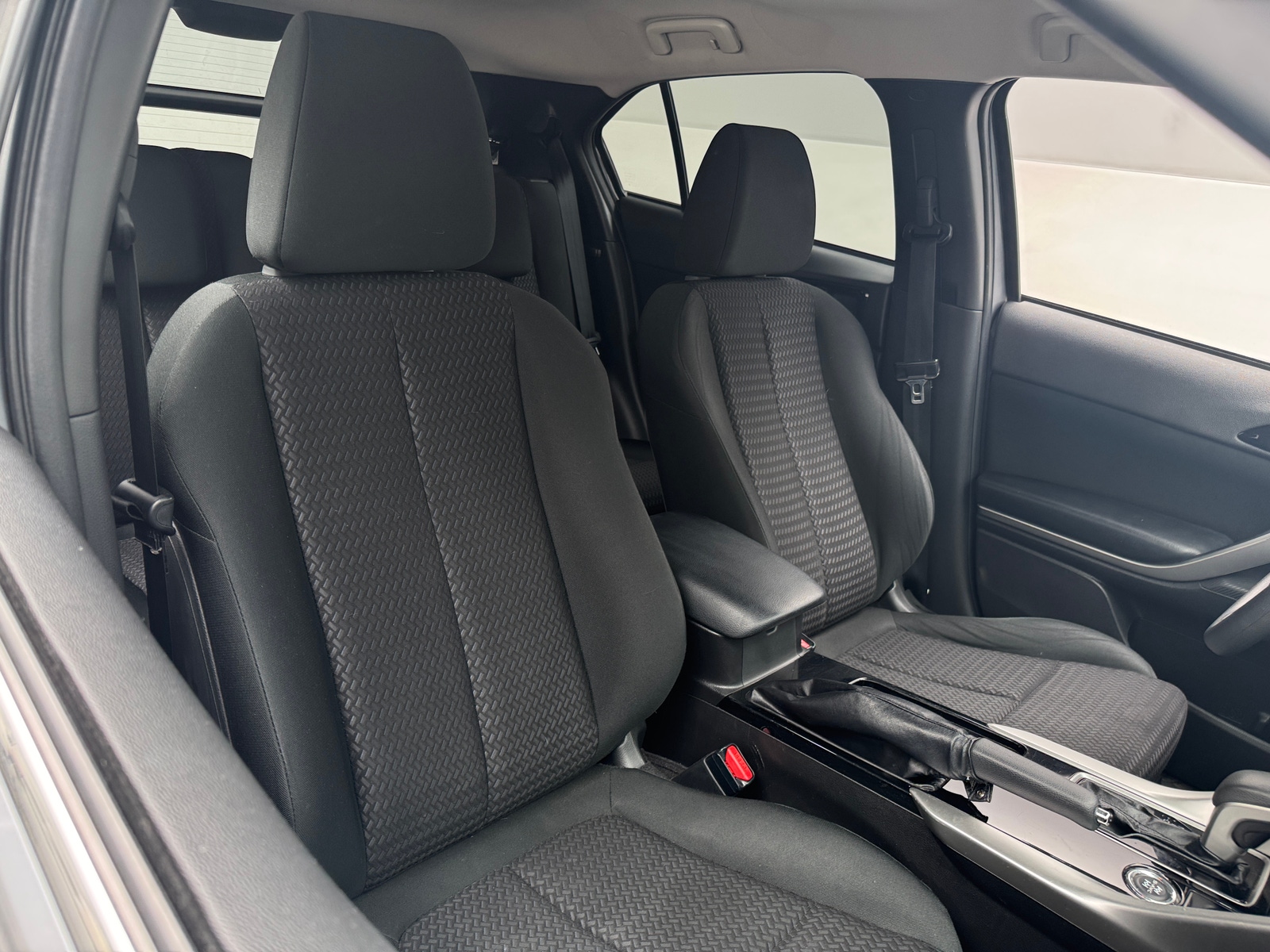 Thumbnail: 2018 Mitsubishi Eclipse Cross - 2