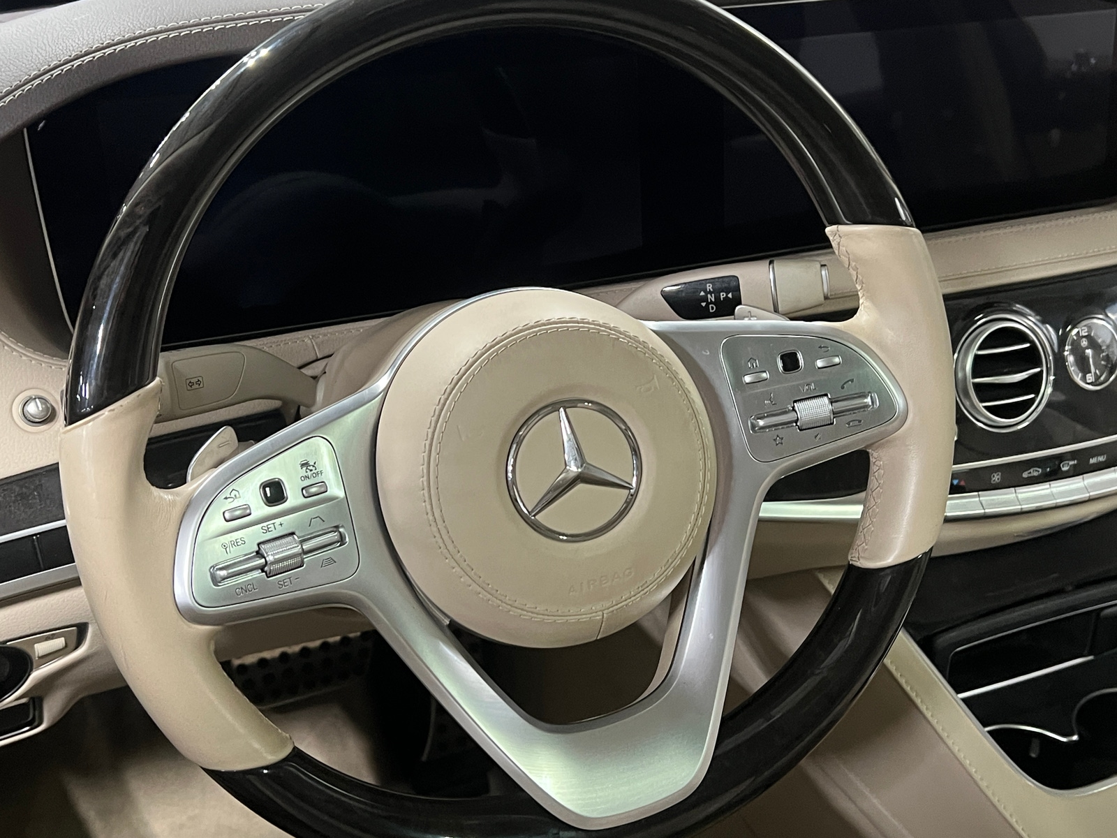 Thumbnail: 2018 Mercedes-Benz S-Class - 4