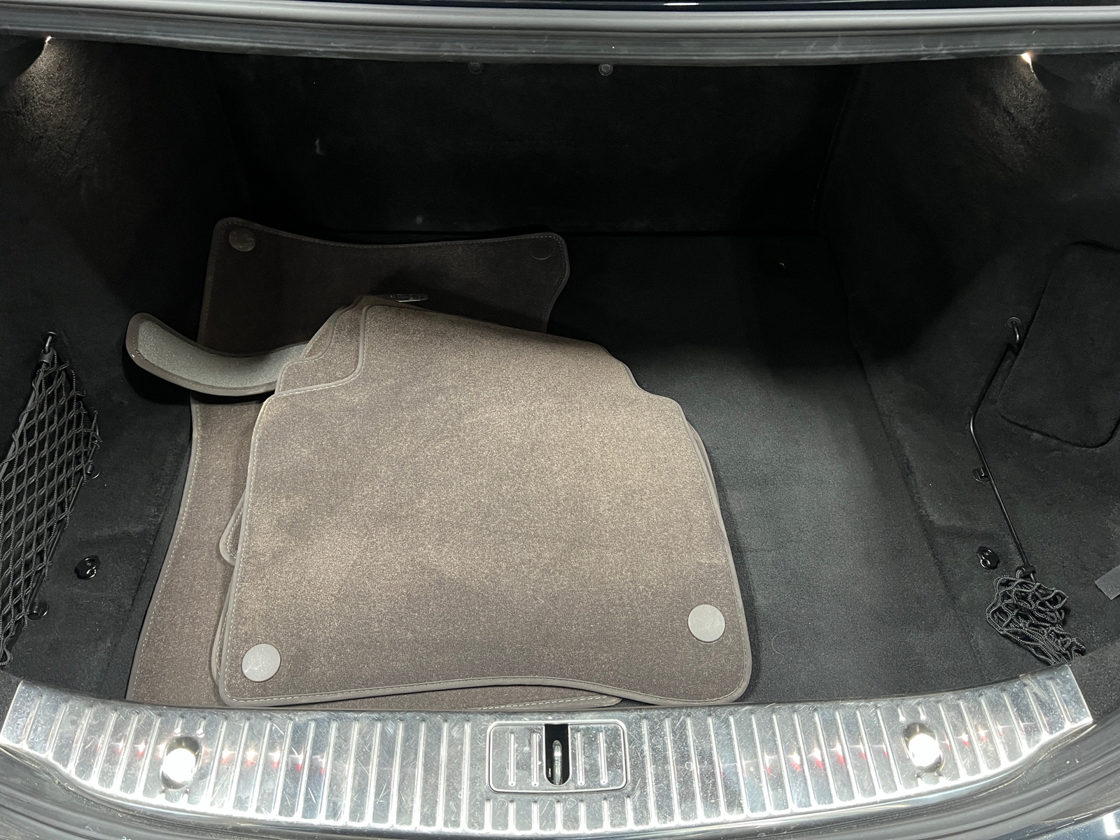 Thumbnail: 2018 Mercedes-Benz S-Class - 6