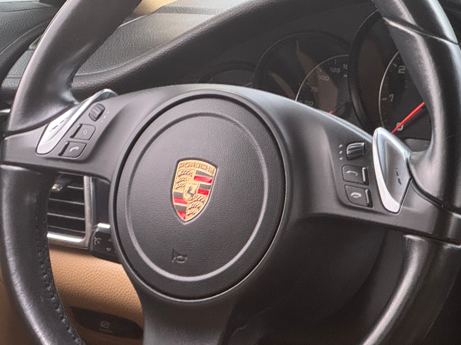 Thumbnail: 2015 Porsche Panamera - 4