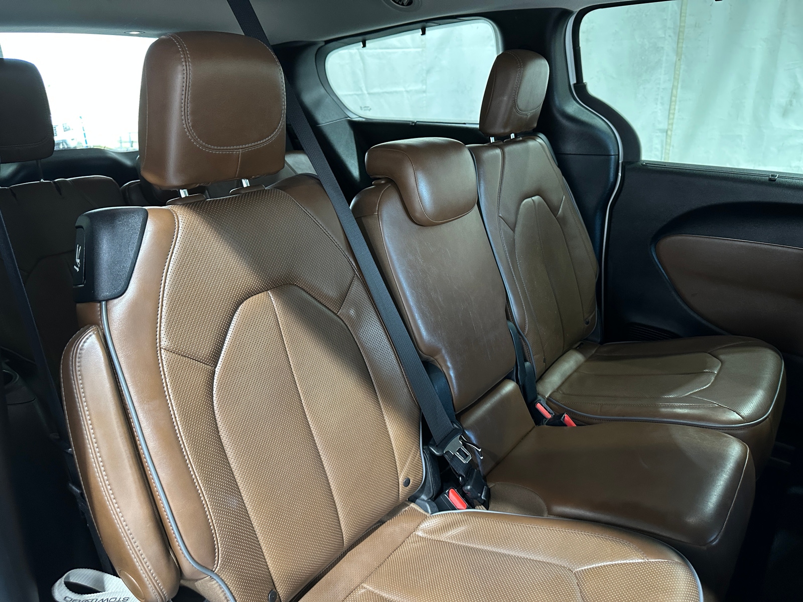 Thumbnail: 2018 Chrysler Pacifica - 5