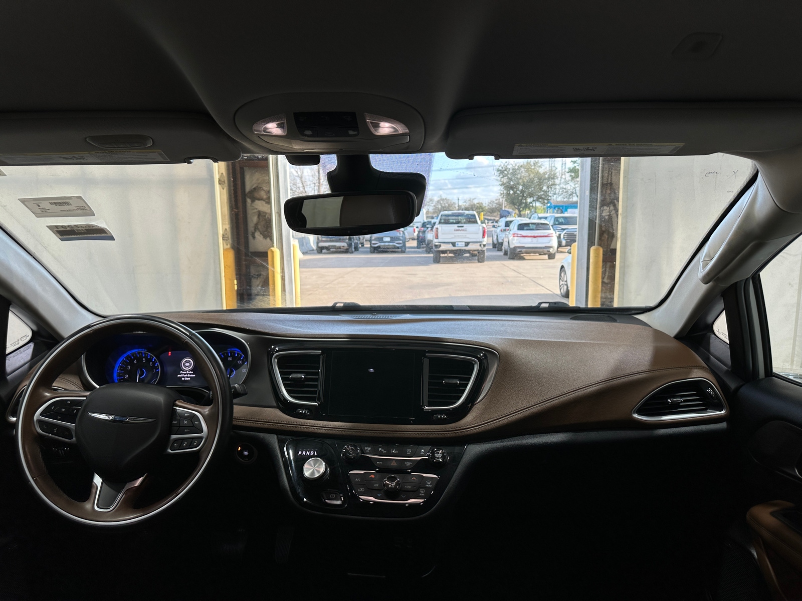 Thumbnail: 2018 Chrysler Pacifica - 2