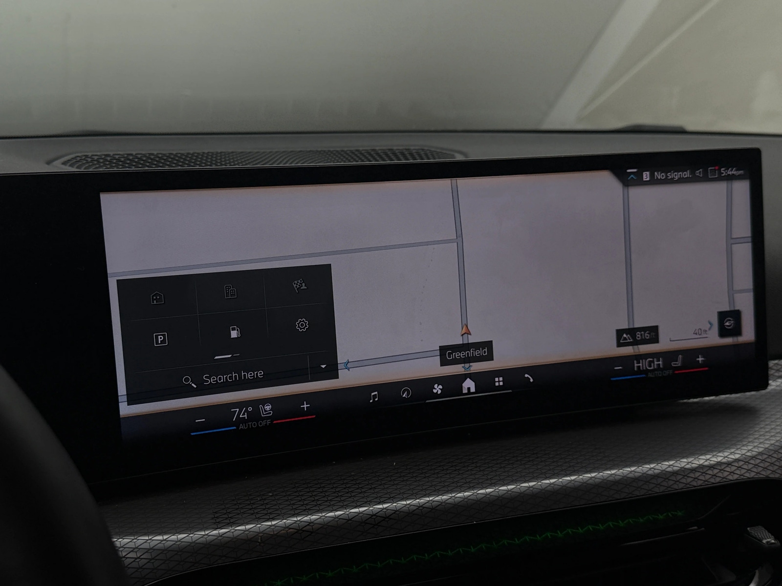 Thumbnail: 2025 BMW 3 Series - 3