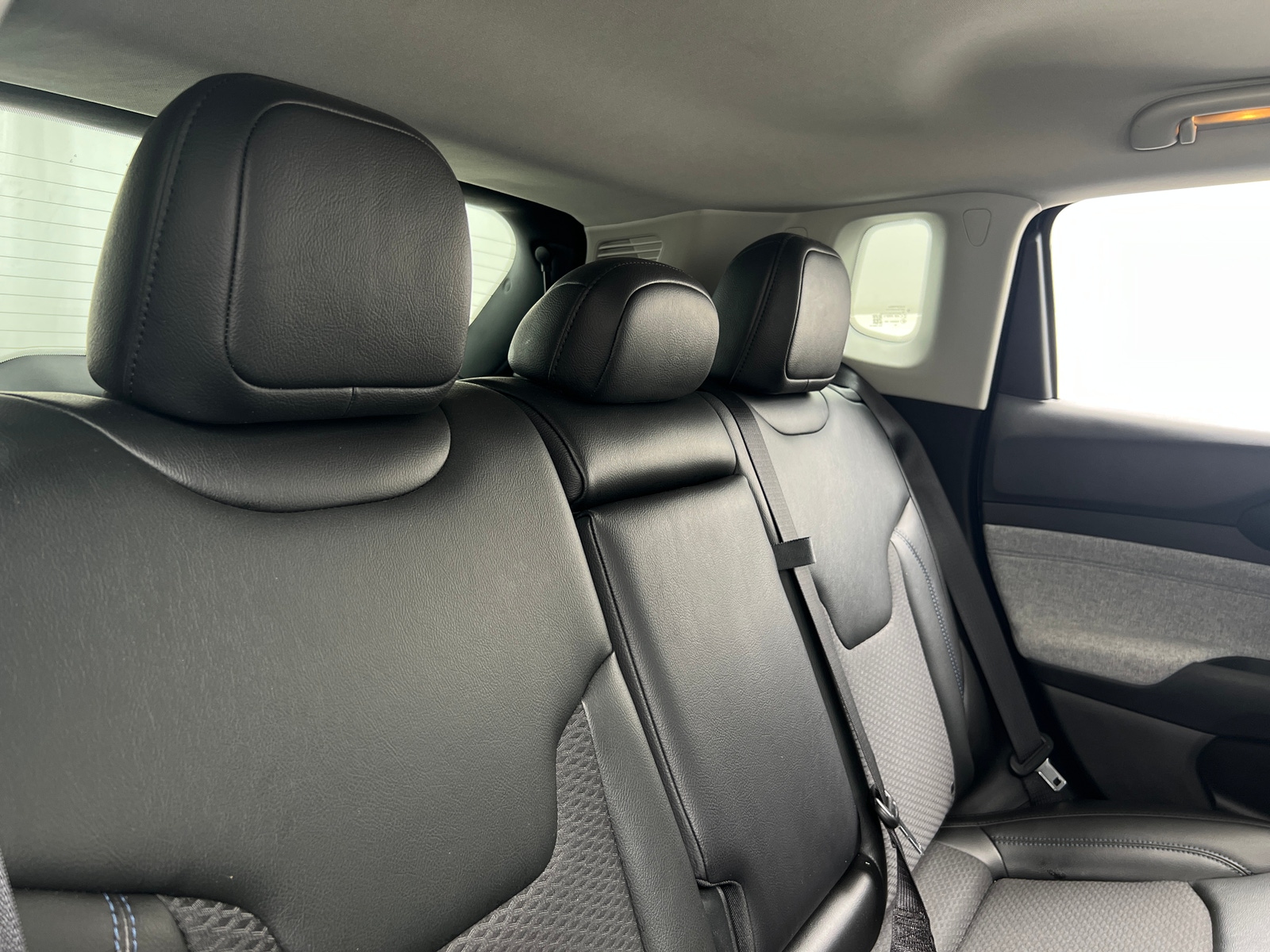 Thumbnail: 2022 Jeep Compass - 6