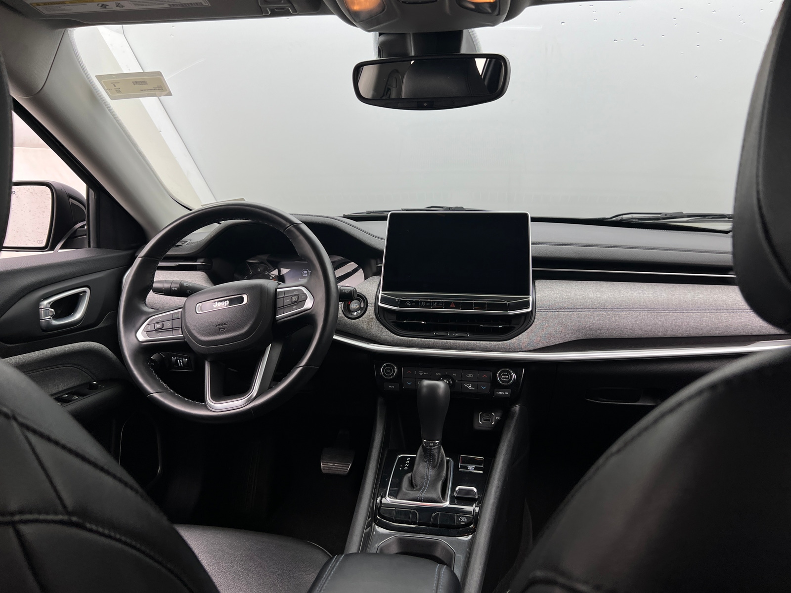 Thumbnail: 2022 Jeep Compass - 3