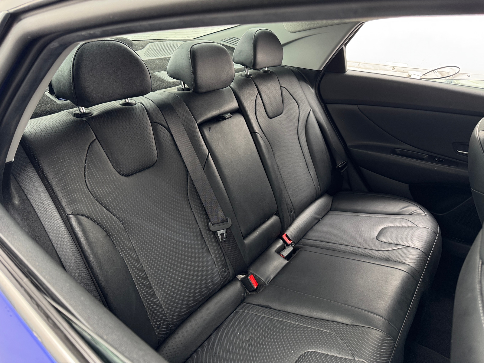 Thumbnail: 2023 Hyundai Elantra - 5