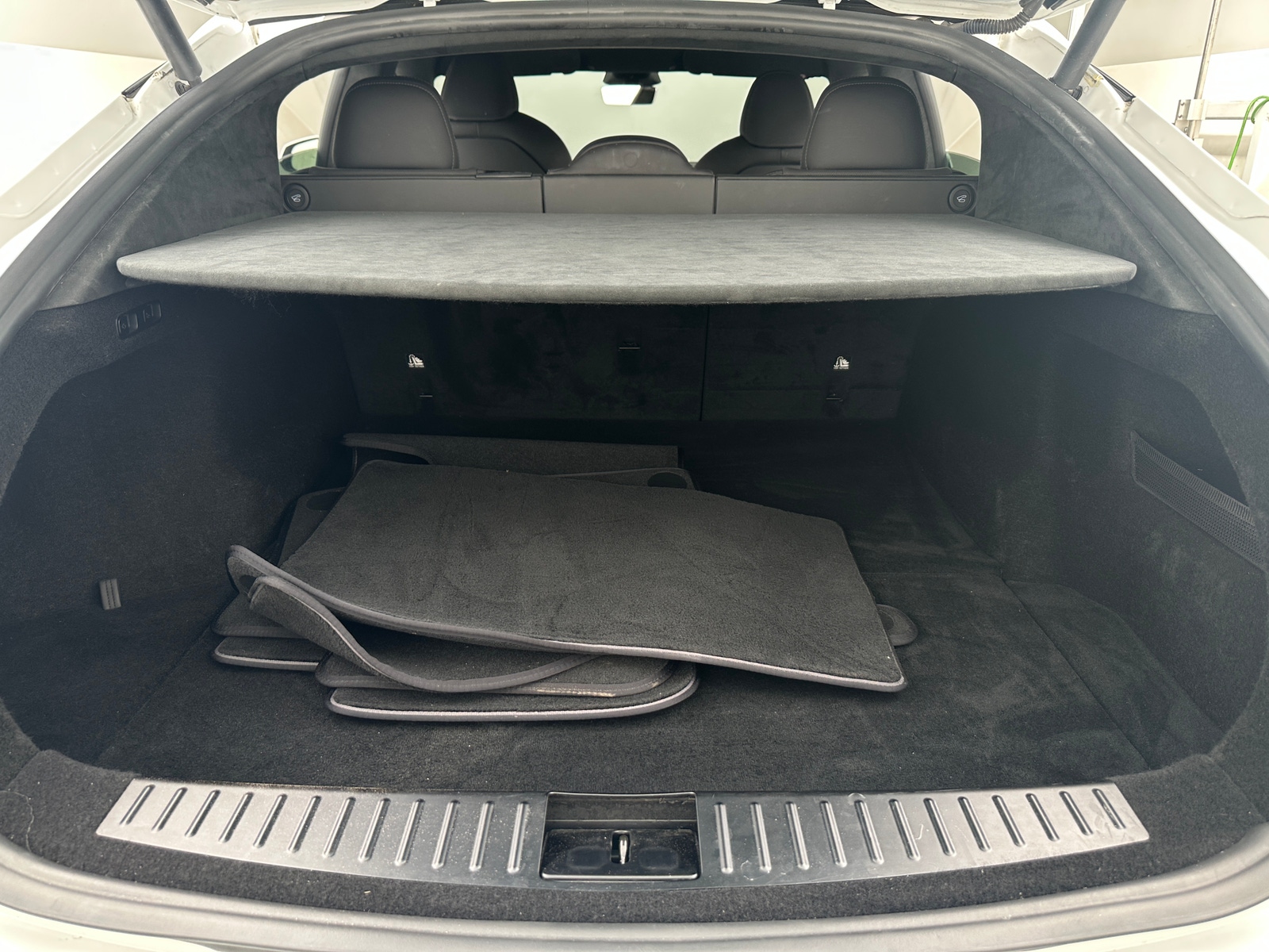 Thumbnail: 2022 Tesla Model S - 6