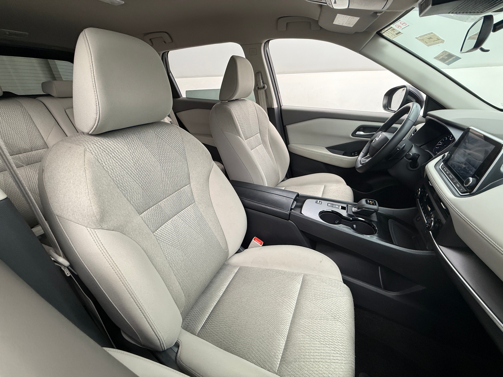 Thumbnail: 2025 Nissan Rogue - 2