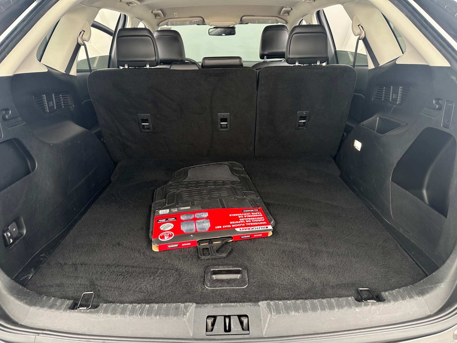 Thumbnail: 2021 Ford Edge - 6