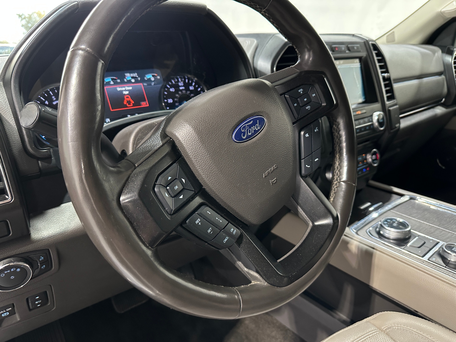Thumbnail: 2018 Ford Expedition MAX - 4