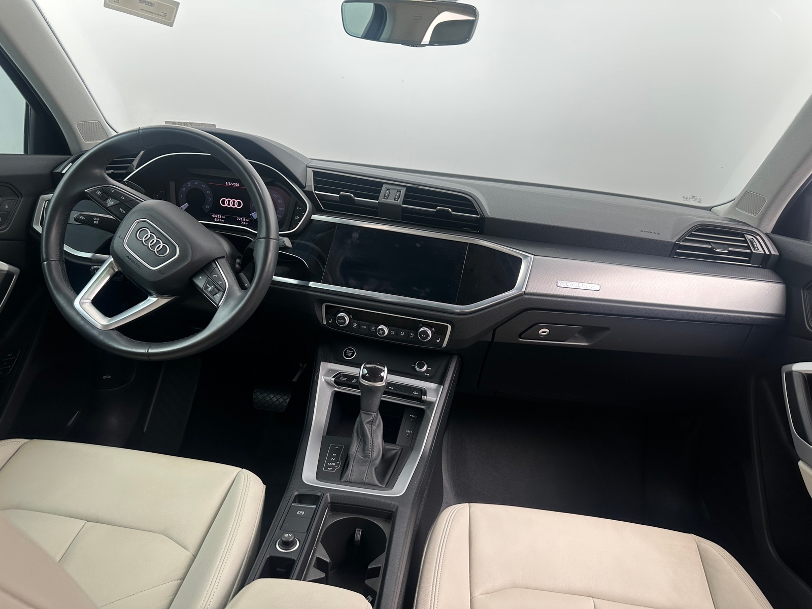 Thumbnail: 2022 Audi Q3 - 2