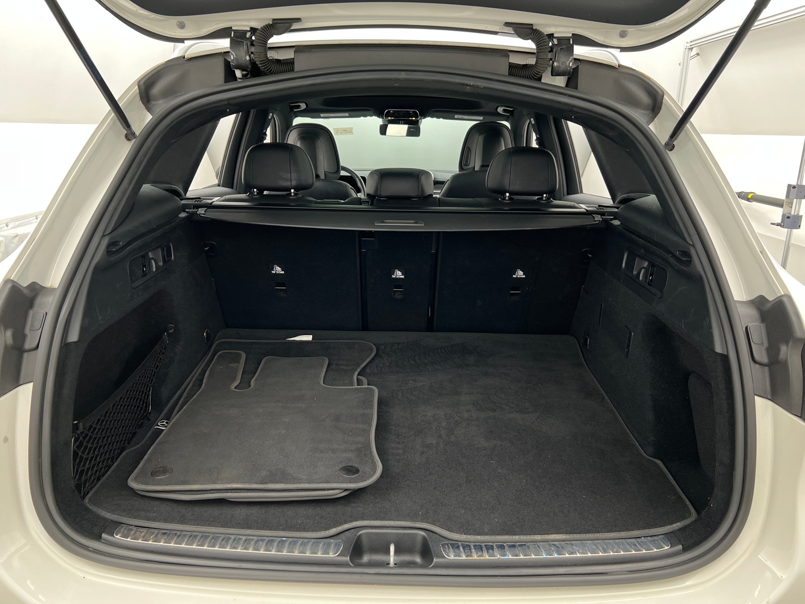 Thumbnail: 2024 Mercedes-Benz GLC - 6