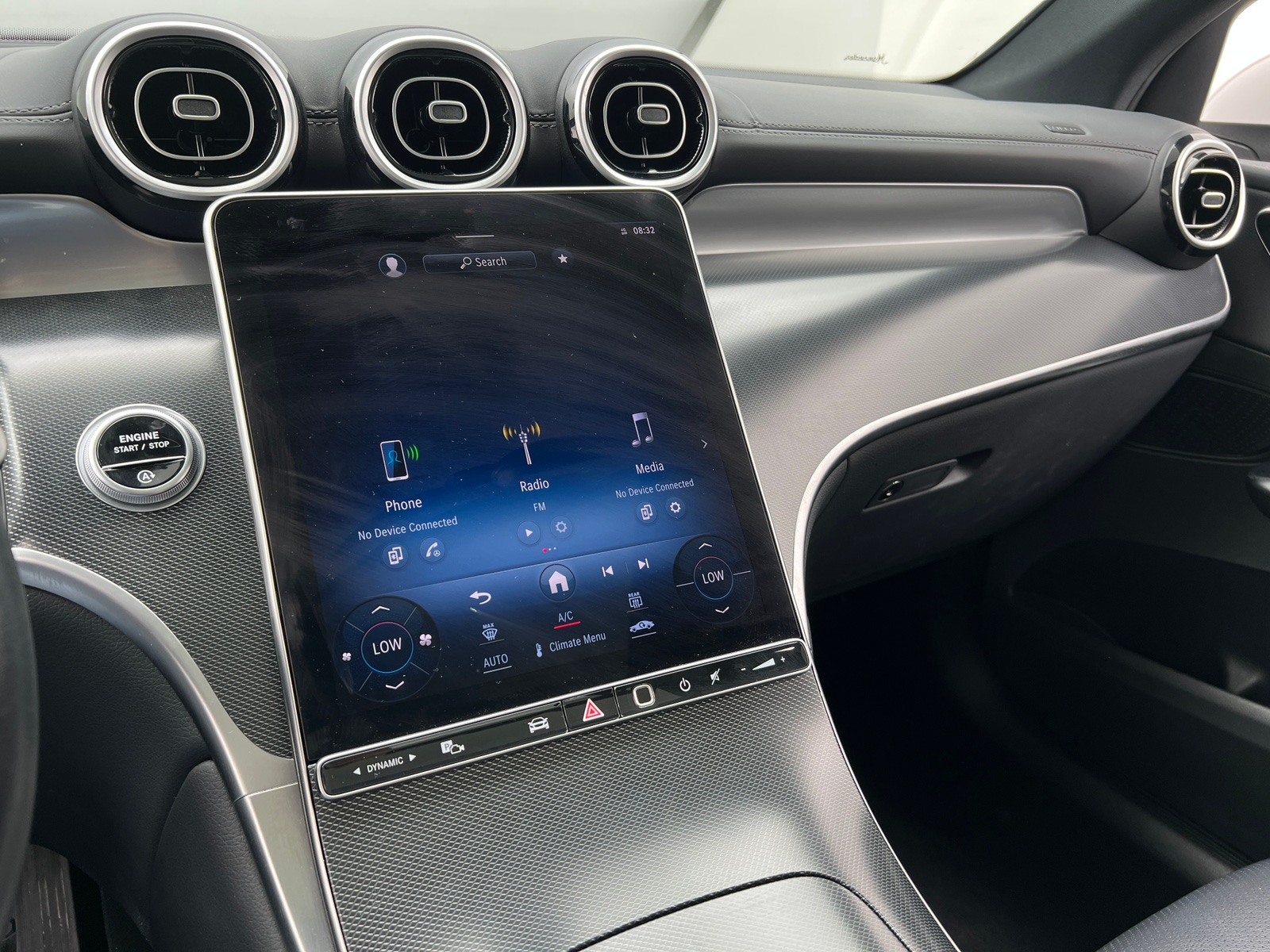 Thumbnail: 2024 Mercedes-Benz GLC - 3