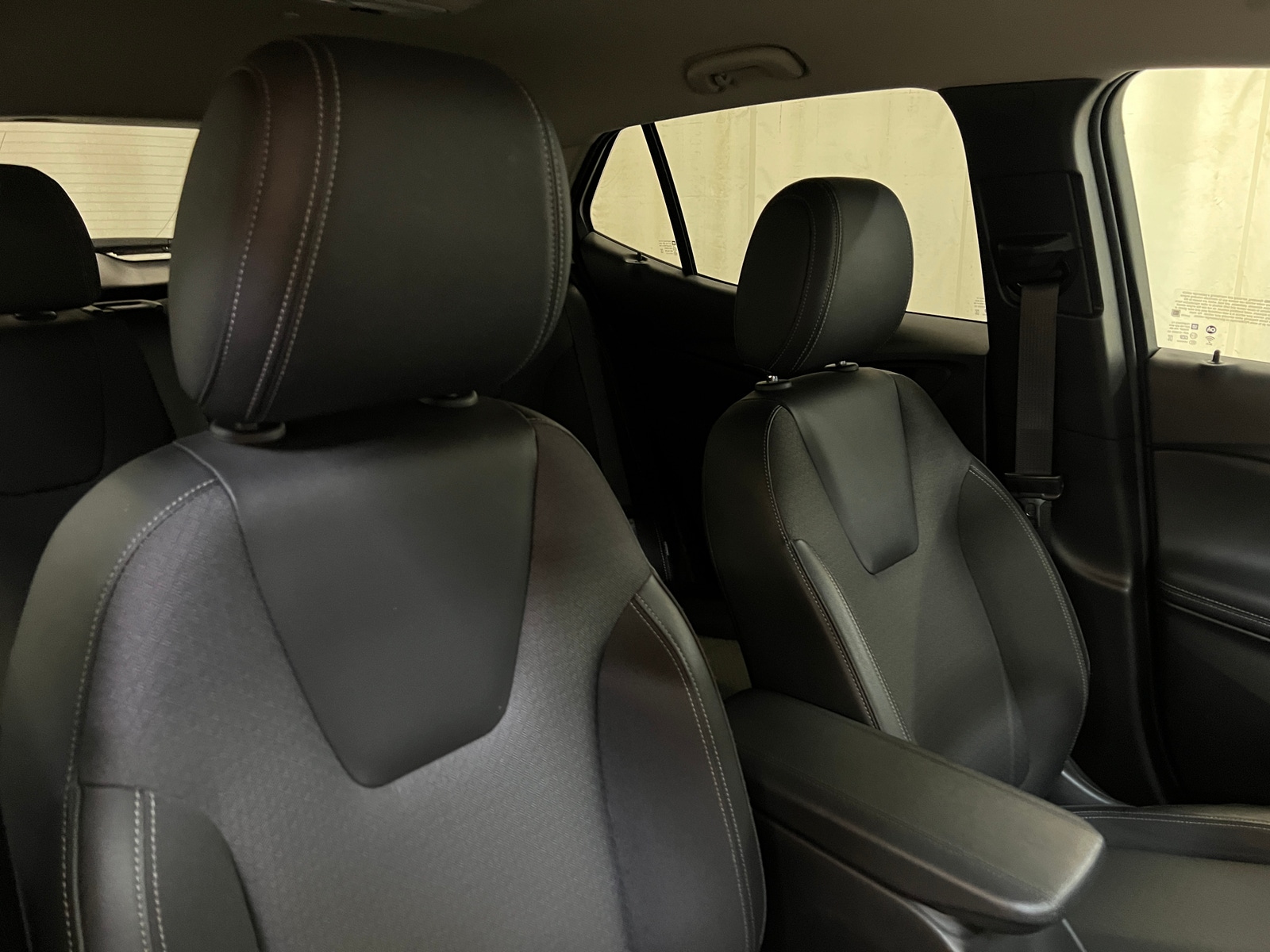 Thumbnail: 2025 Buick Encore GX - 2