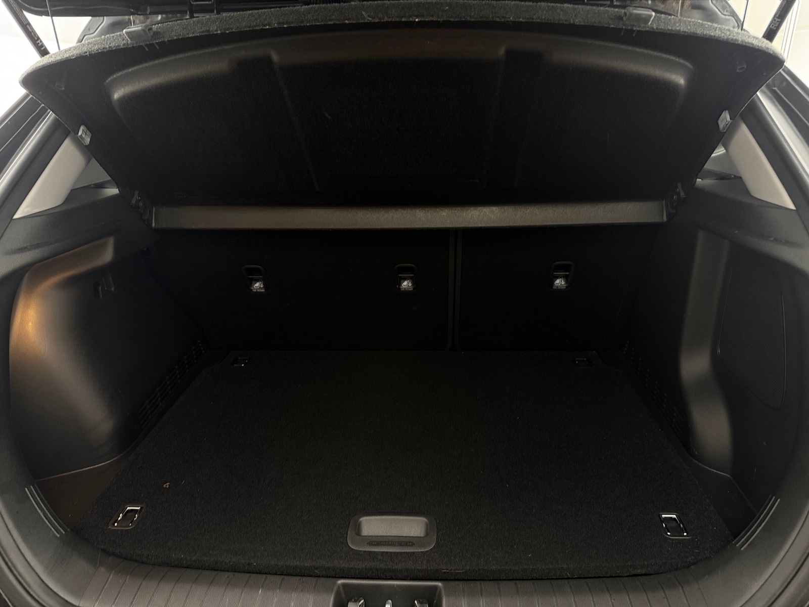 Thumbnail: 2018 Hyundai Kona - 6