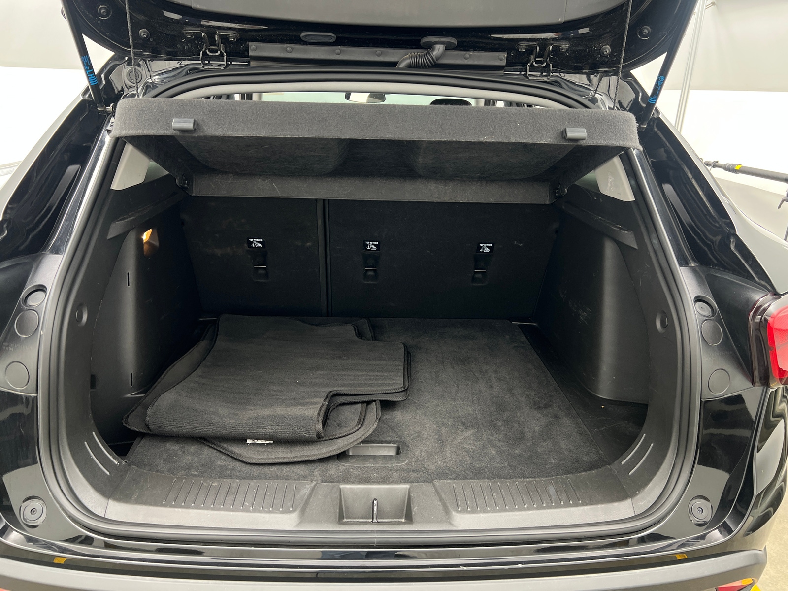 Thumbnail: 2025 Chevrolet Trax - 7