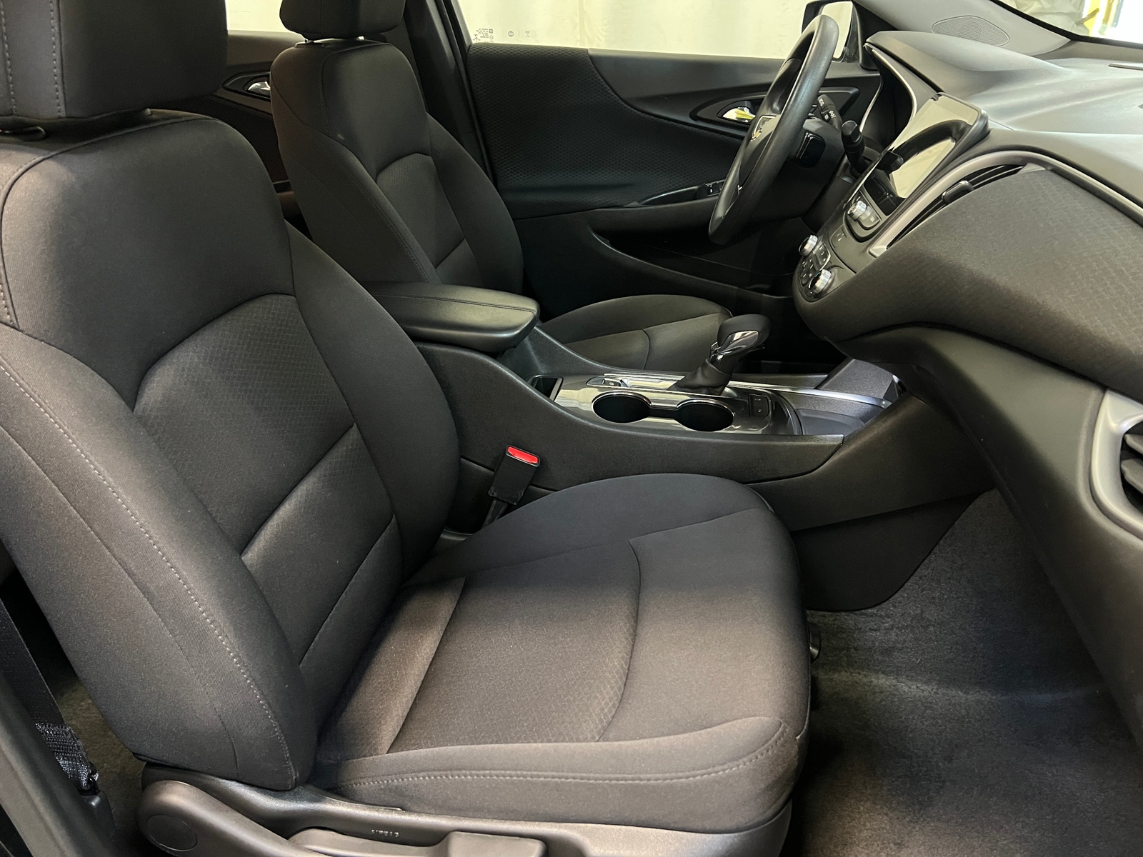 Thumbnail: 2024 Chevrolet Malibu - 2