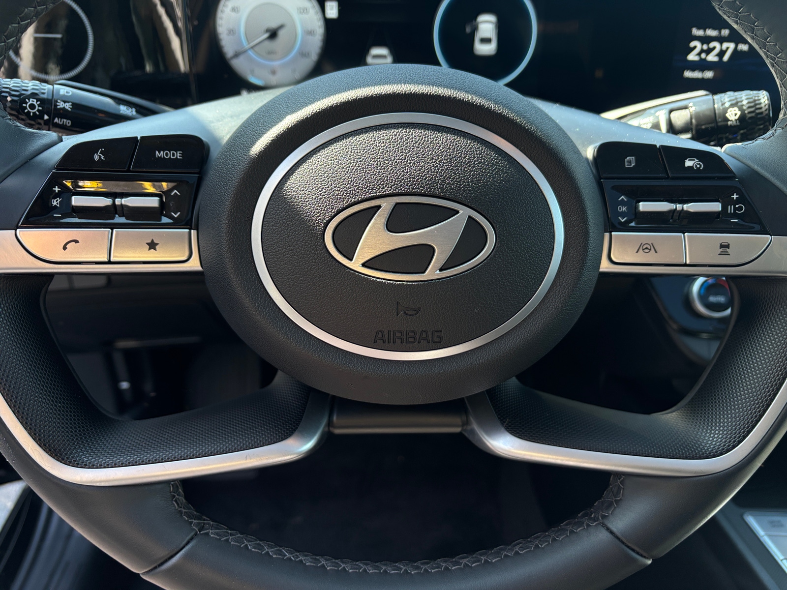 Thumbnail: 2025 Hyundai Elantra - 5